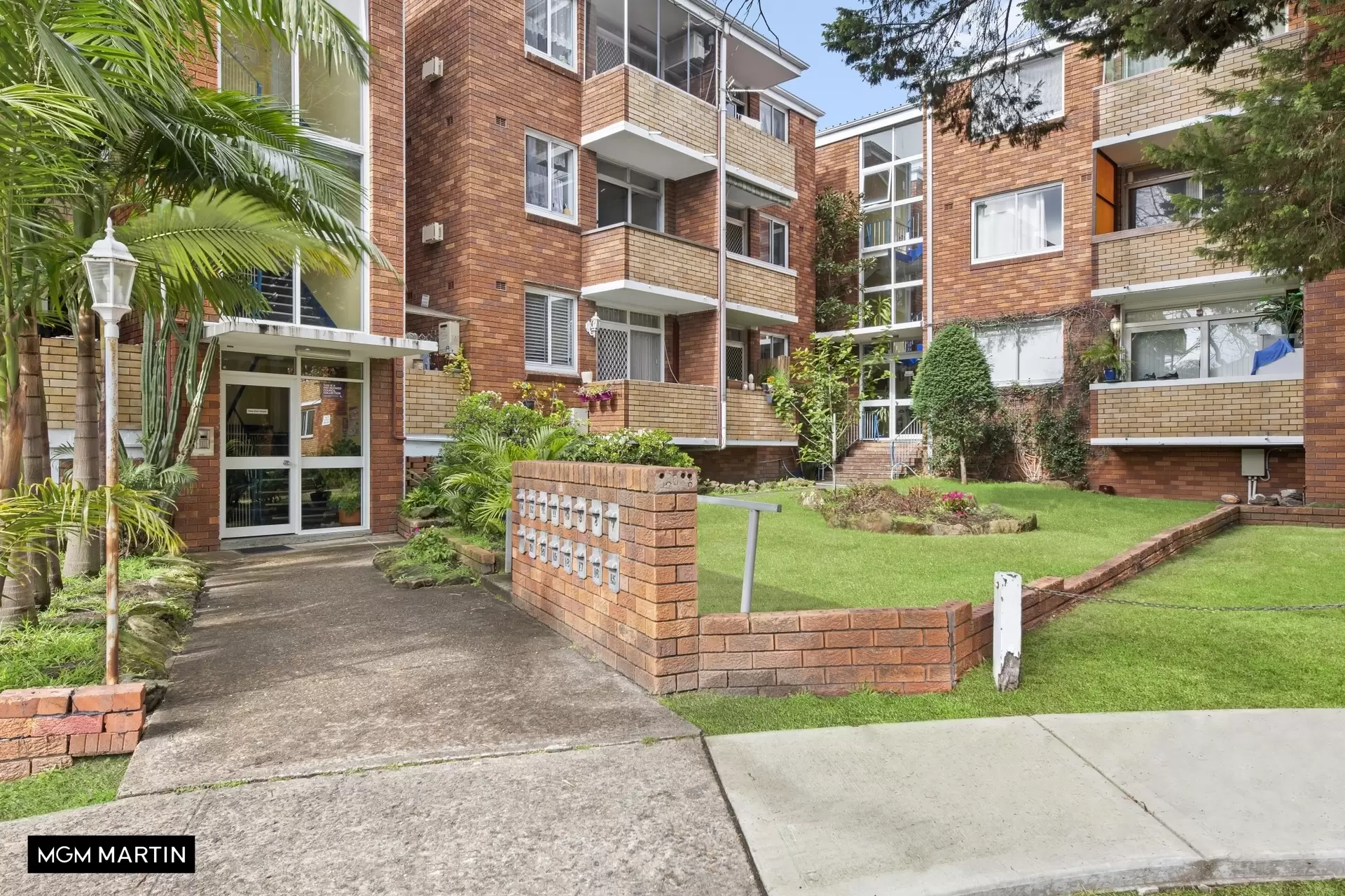 21/64 Mascot Drive, Eastlakes Sold by MGM Martin - image 1