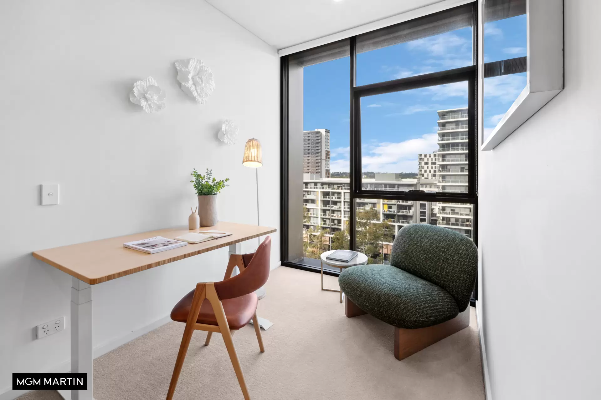 901/3 George Julius Avenue, Zetland Sold by MGM Martin - image 1