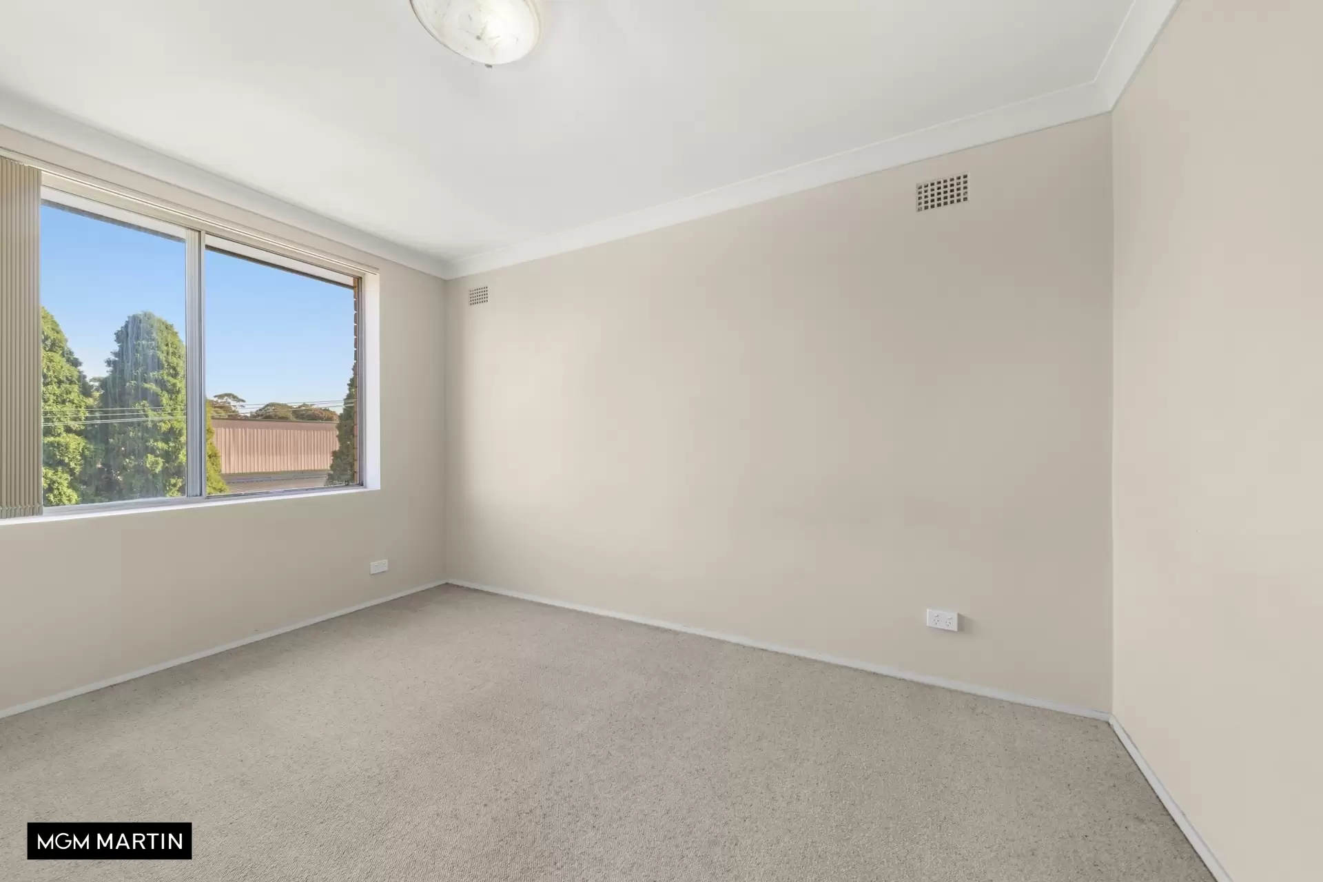 9/30 Barber Avenue, Eastlakes Sold by MGM Martin - image 1