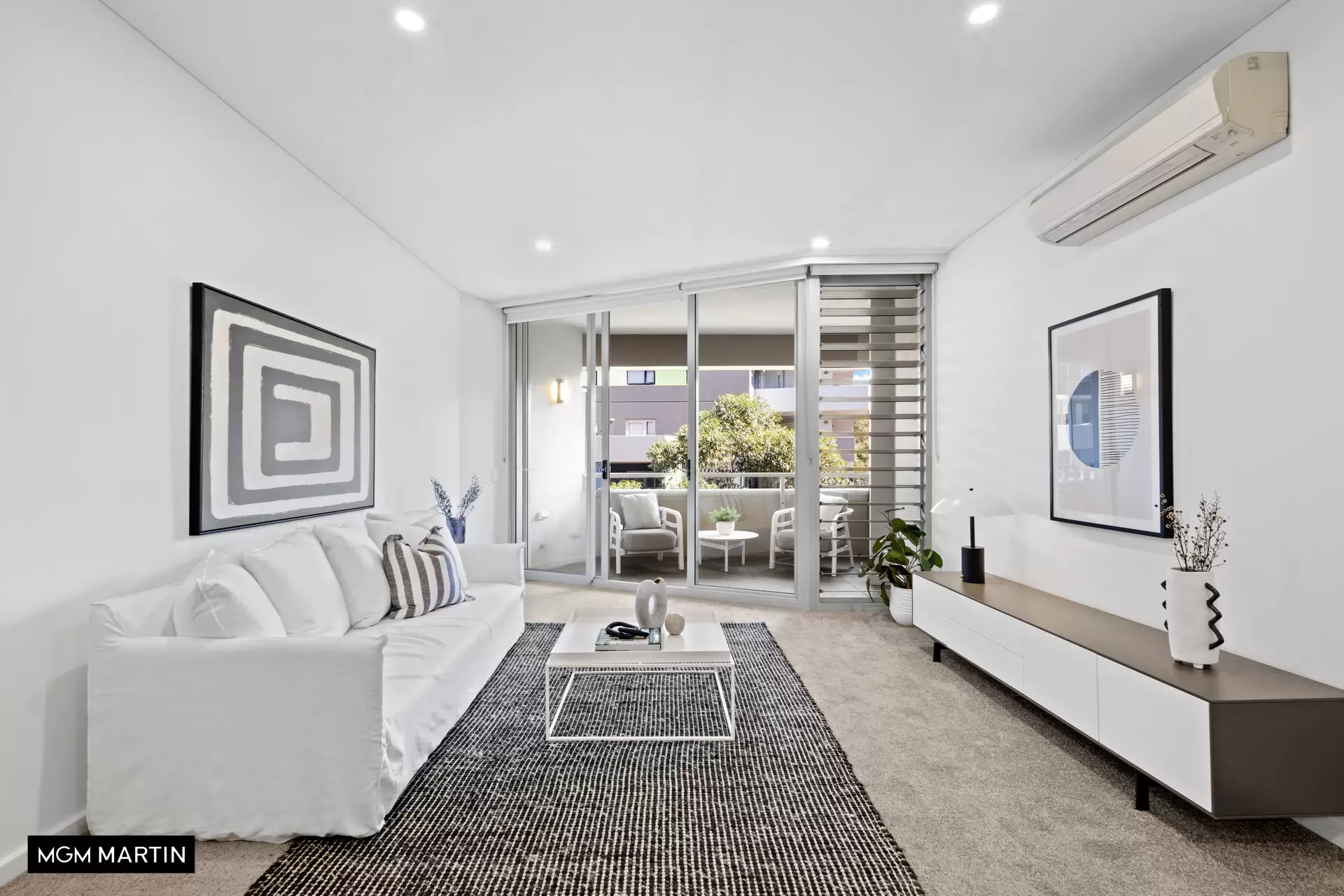 99/6B Defries Avenue, Zetland Sold by MGM Martin - image 1