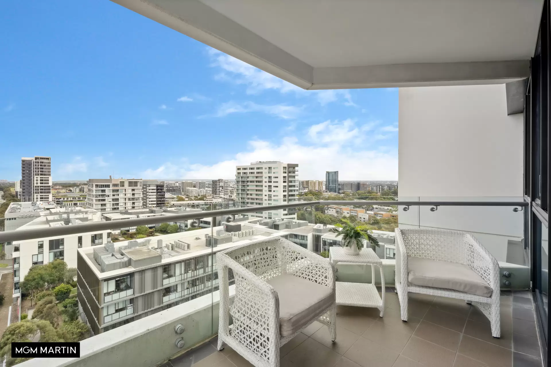 1516/20 Gadigal Avenue, Zetland Sold by MGM Martin - image 1