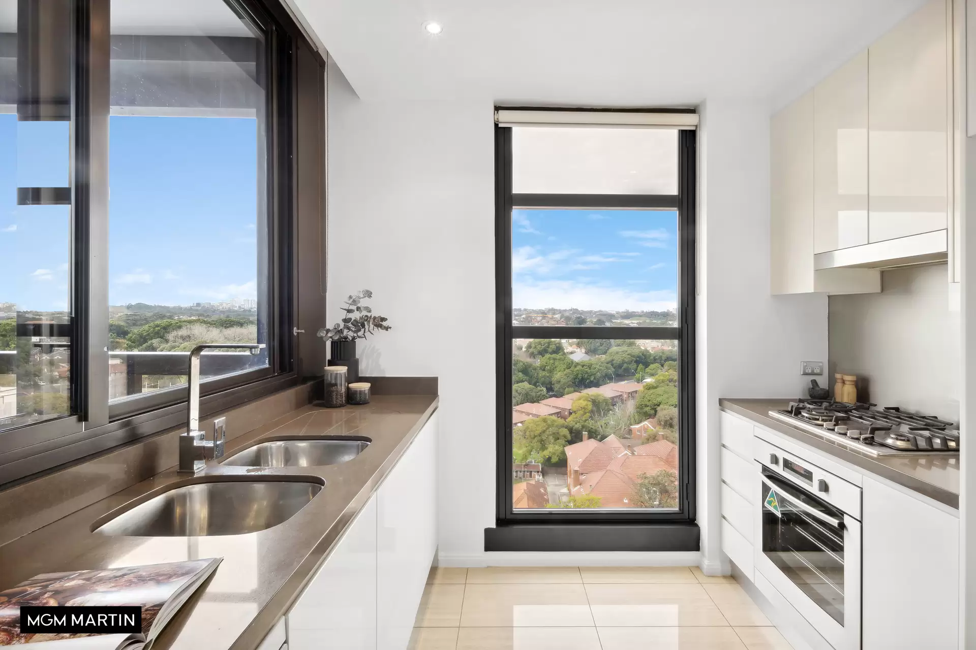 1516/20 Gadigal Avenue, Zetland Sold by MGM Martin - image 1