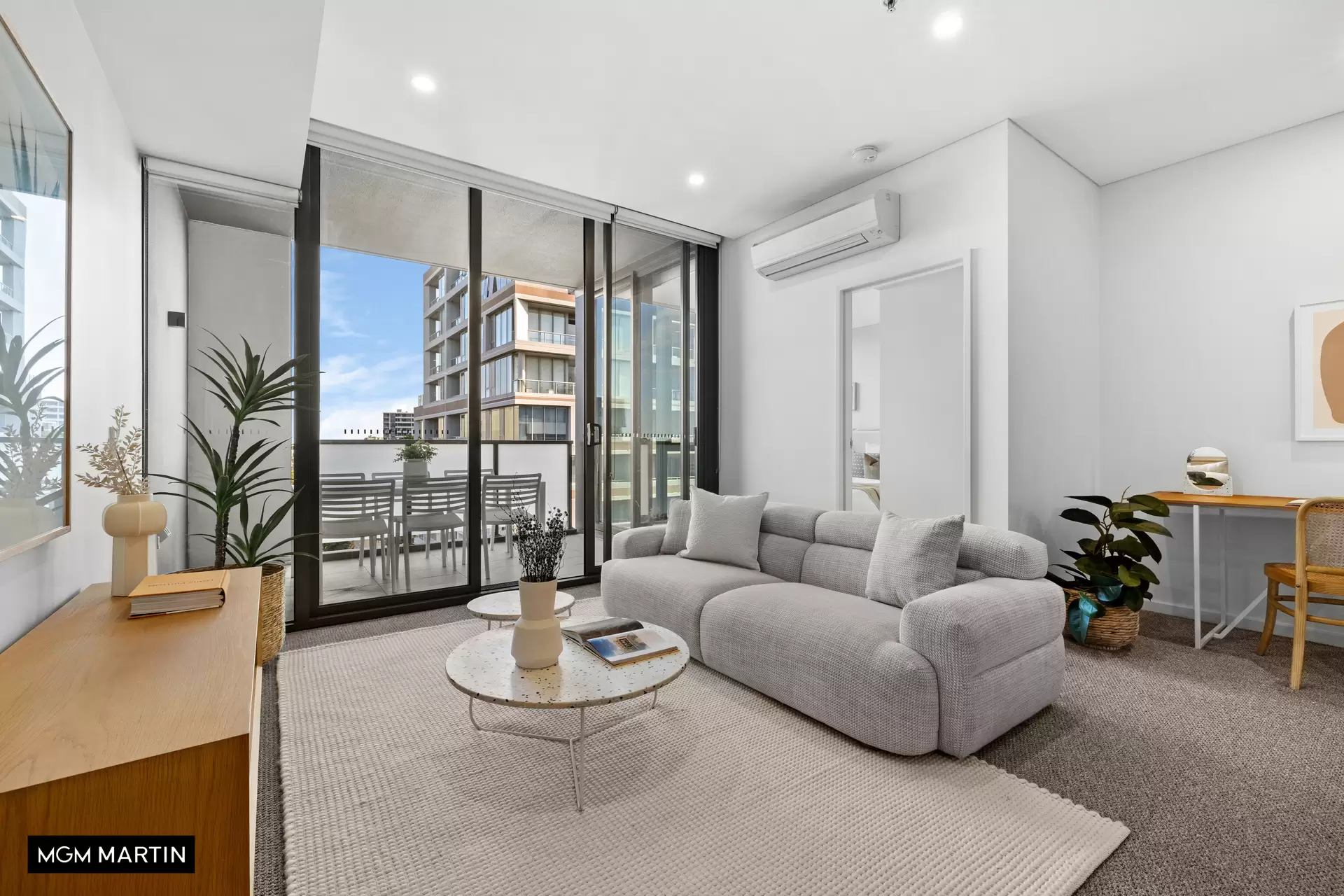 760/2 Cooper Place, Zetland Sold by MGM Martin - image 1