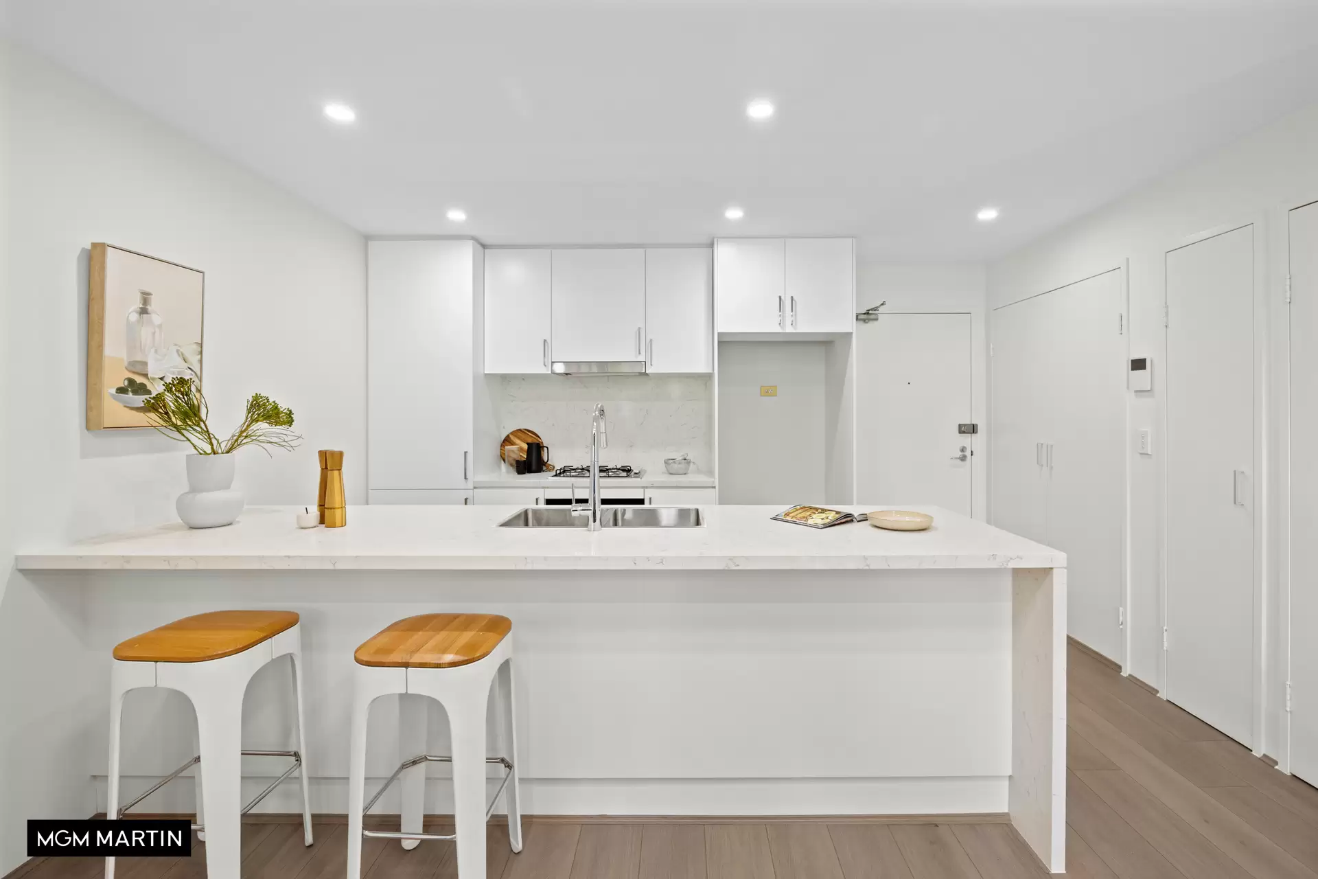 8/4 Hutchinson Walk, Zetland Sold by MGM Martin - image 1