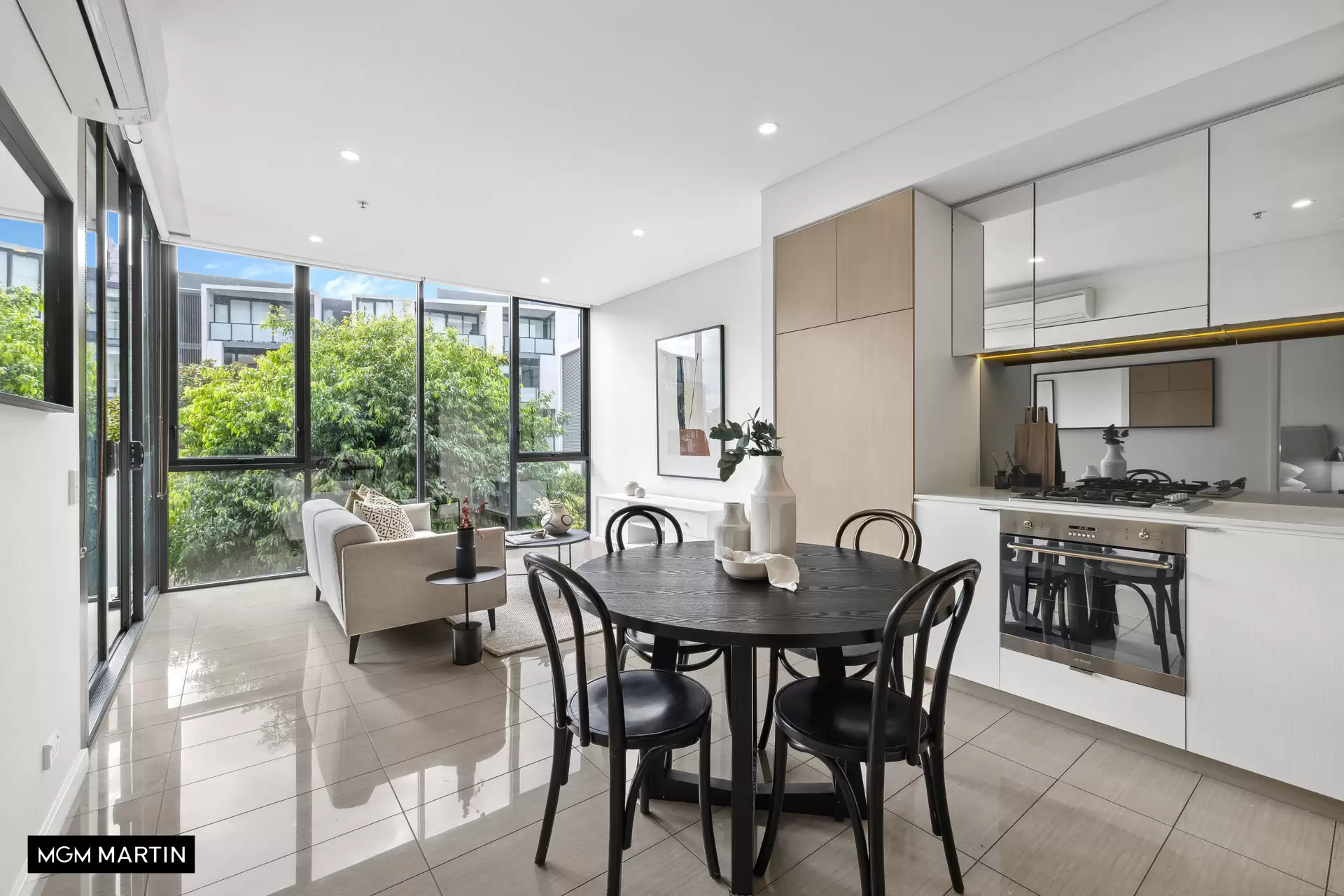 744/2C Defries Avenue, Zetland Sold by MGM Martin - image 1