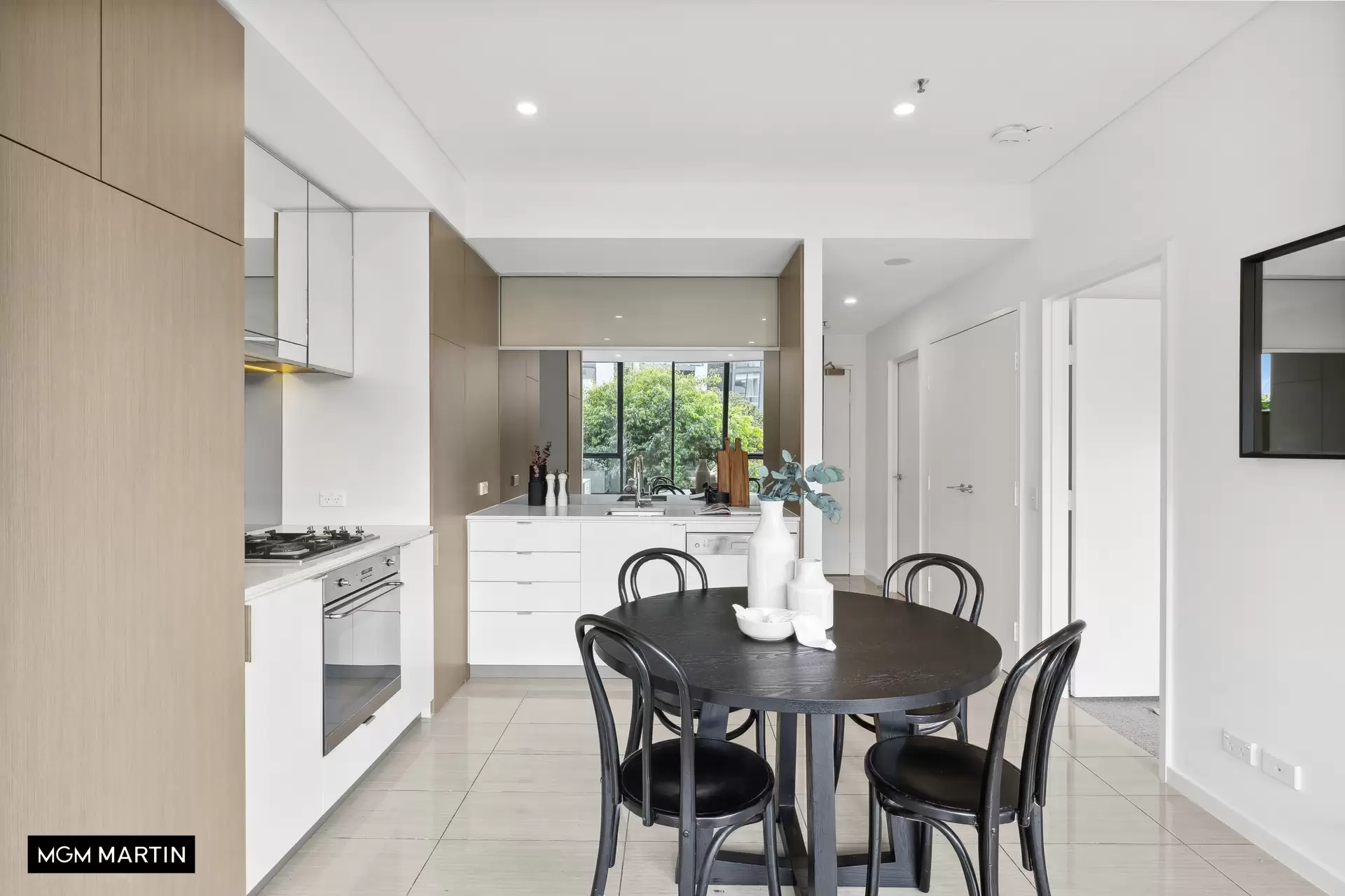 744/2C Defries Avenue, Zetland Sold by MGM Martin - image 1