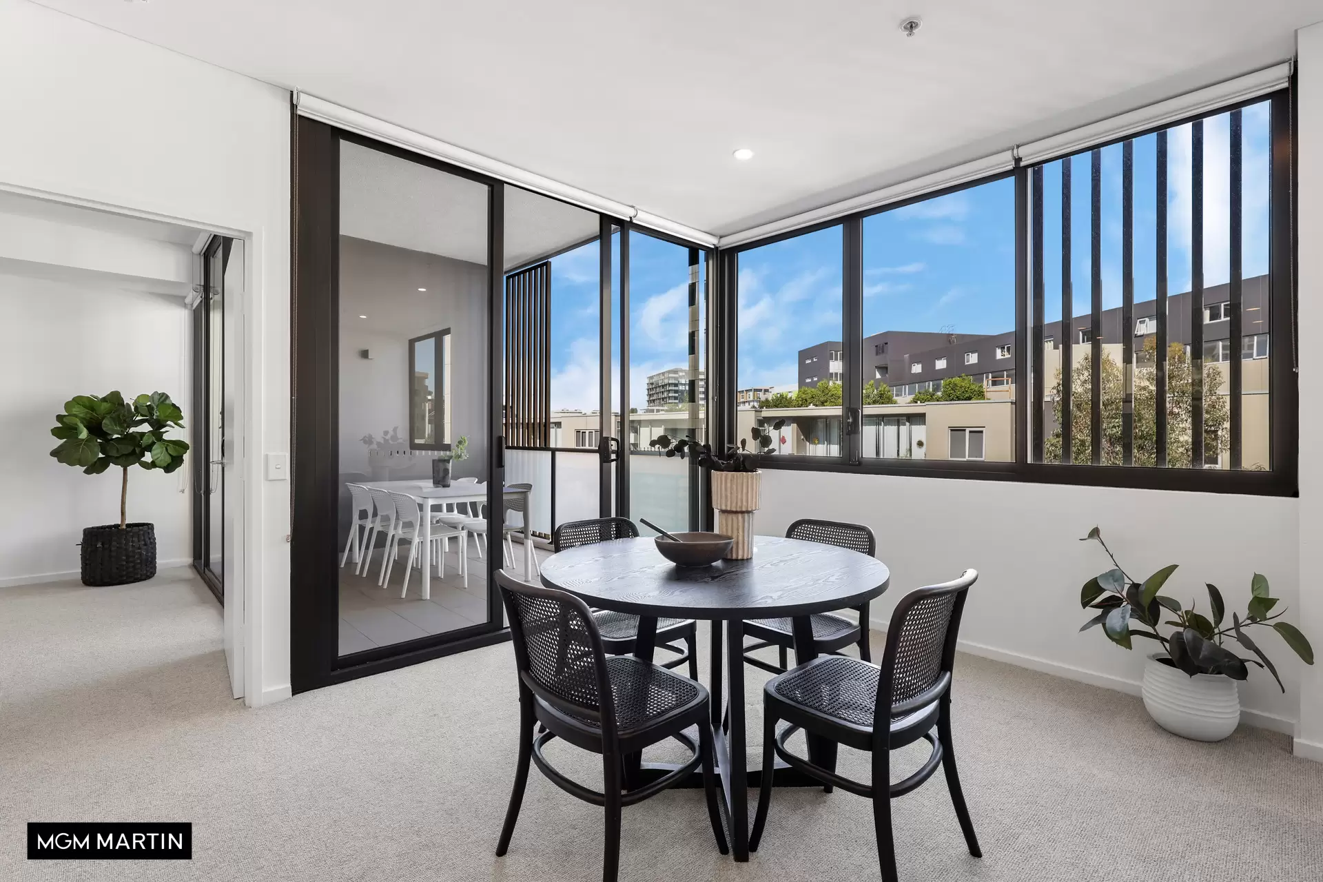 547/2c Defries Avenue, Zetland Sold by MGM Martin - image 1