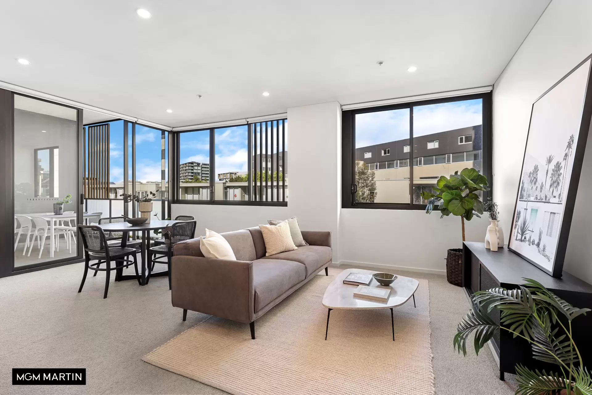 547/2c Defries Avenue, Zetland Sold by MGM Martin - image 1