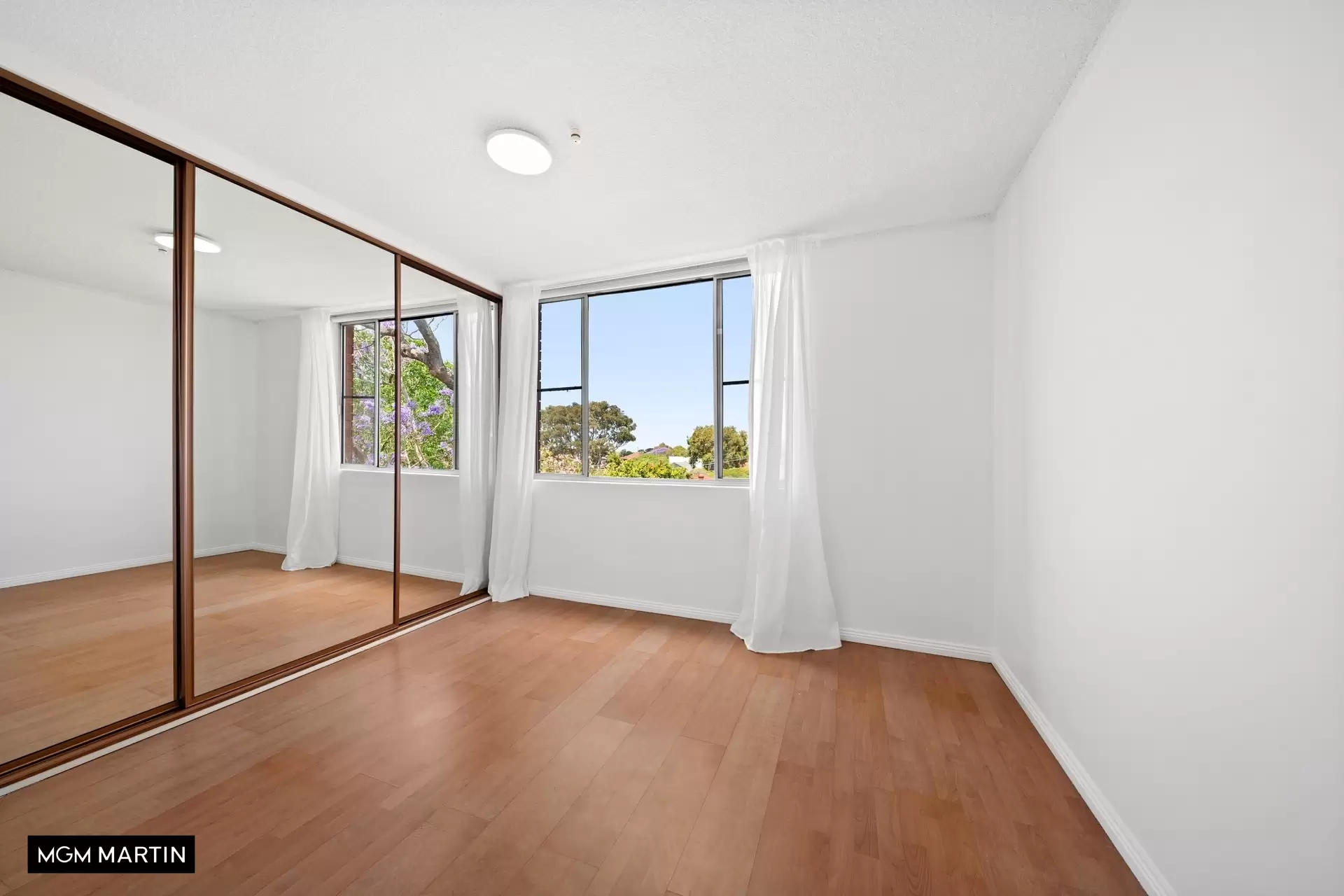 11/8 St Helena Parade, Eastlakes Sold by MGM Martin - image 1