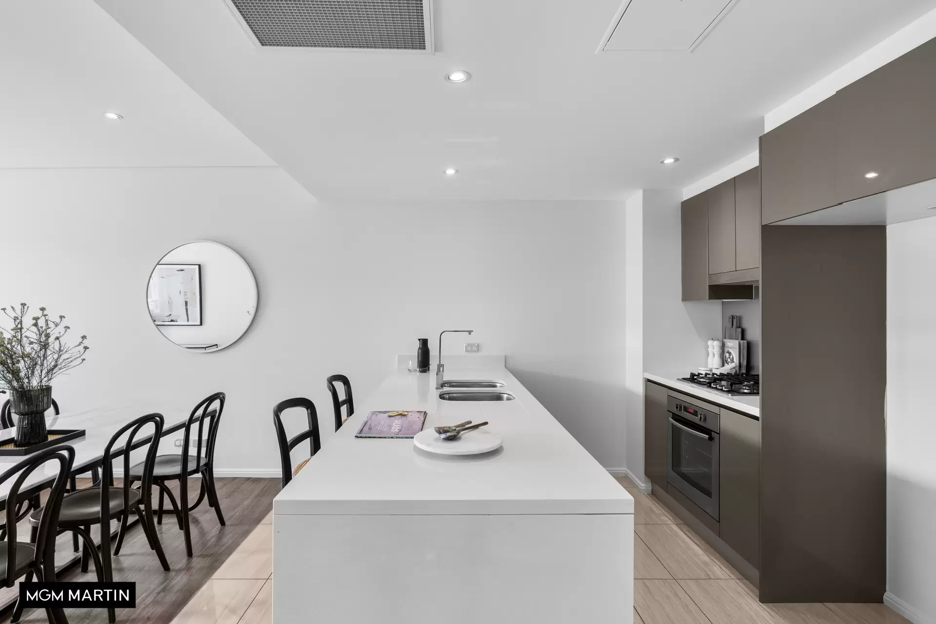 623/20 Gadigal Avenue, Zetland Sold by MGM Martin - image 1