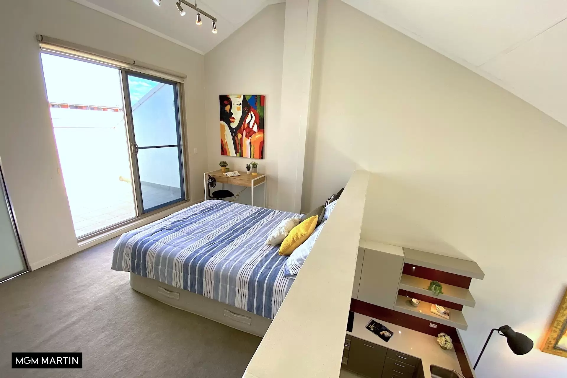 90/20 Eve Street, Erskineville Sold by MGM Martin - image 1