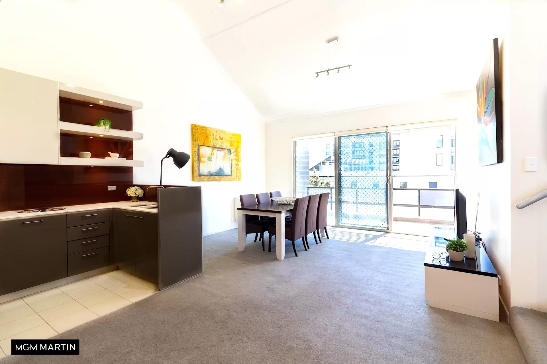 90/20 Eve Street, Erskineville Sold by MGM Martin - image 1