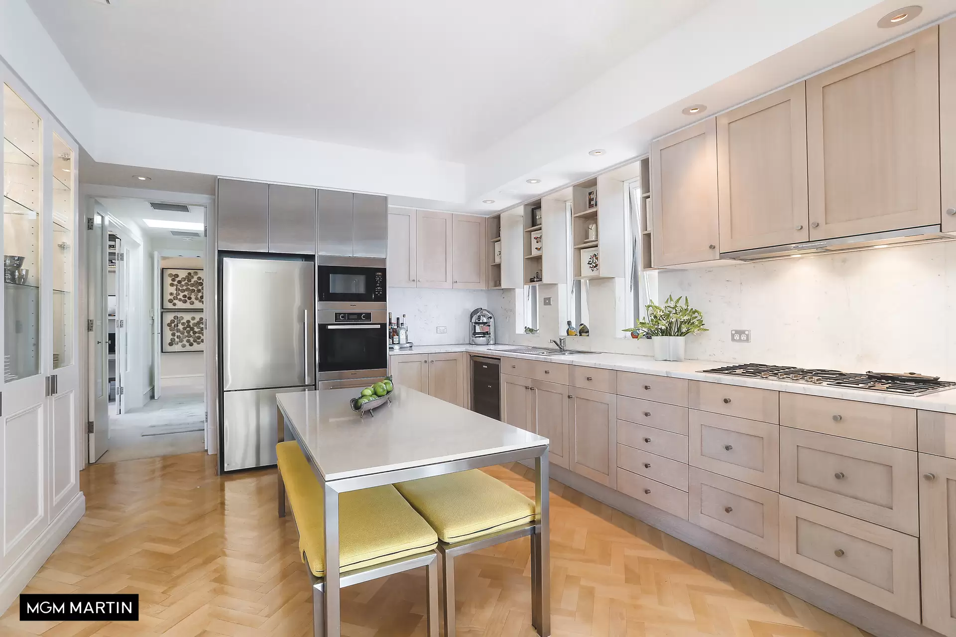 2/50 Yarranabbe Road, Darling Point Sold by MGM Martin - image 1