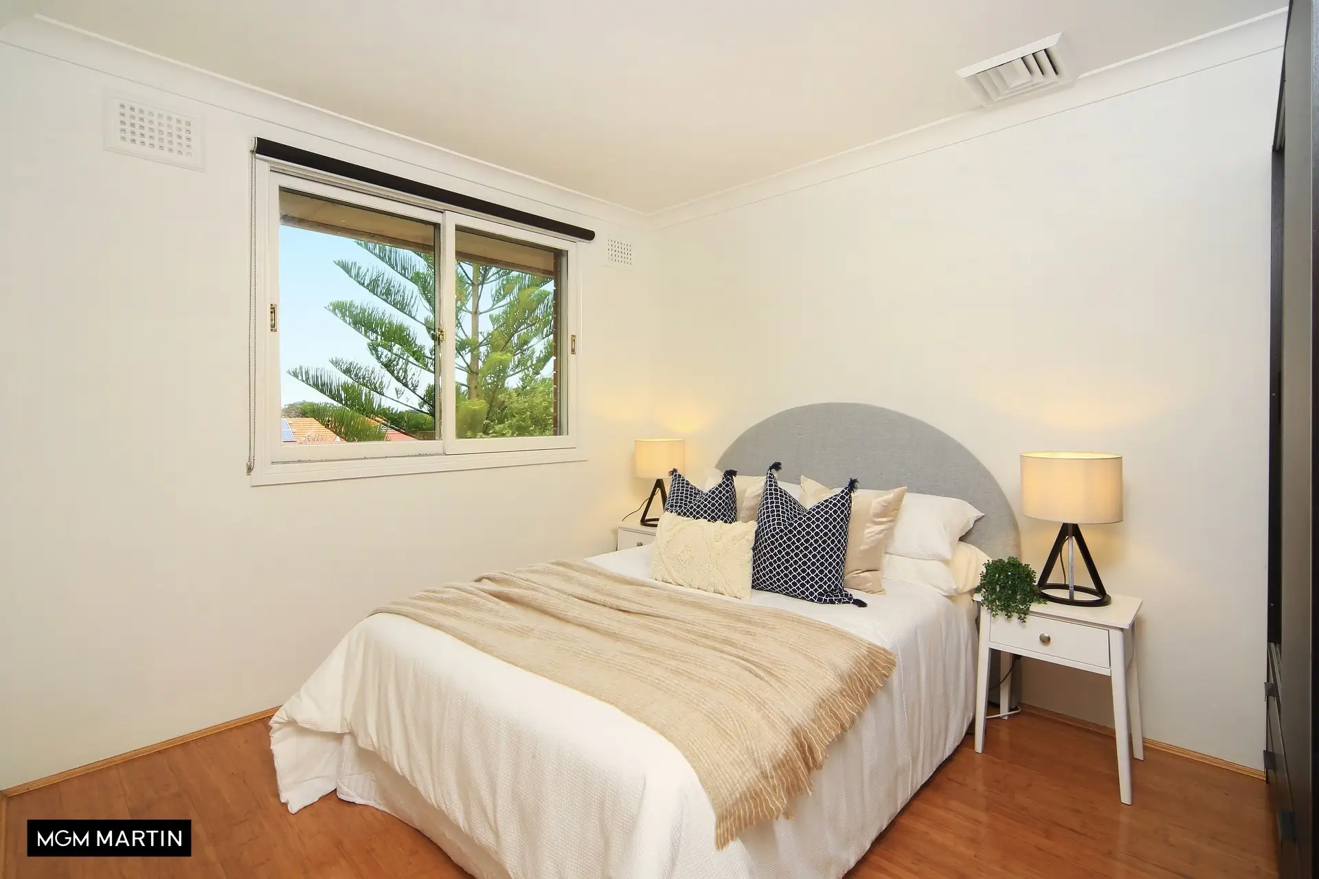 16/52 Wentworth Avenue, Mascot Sold by MGM Martin - image 1