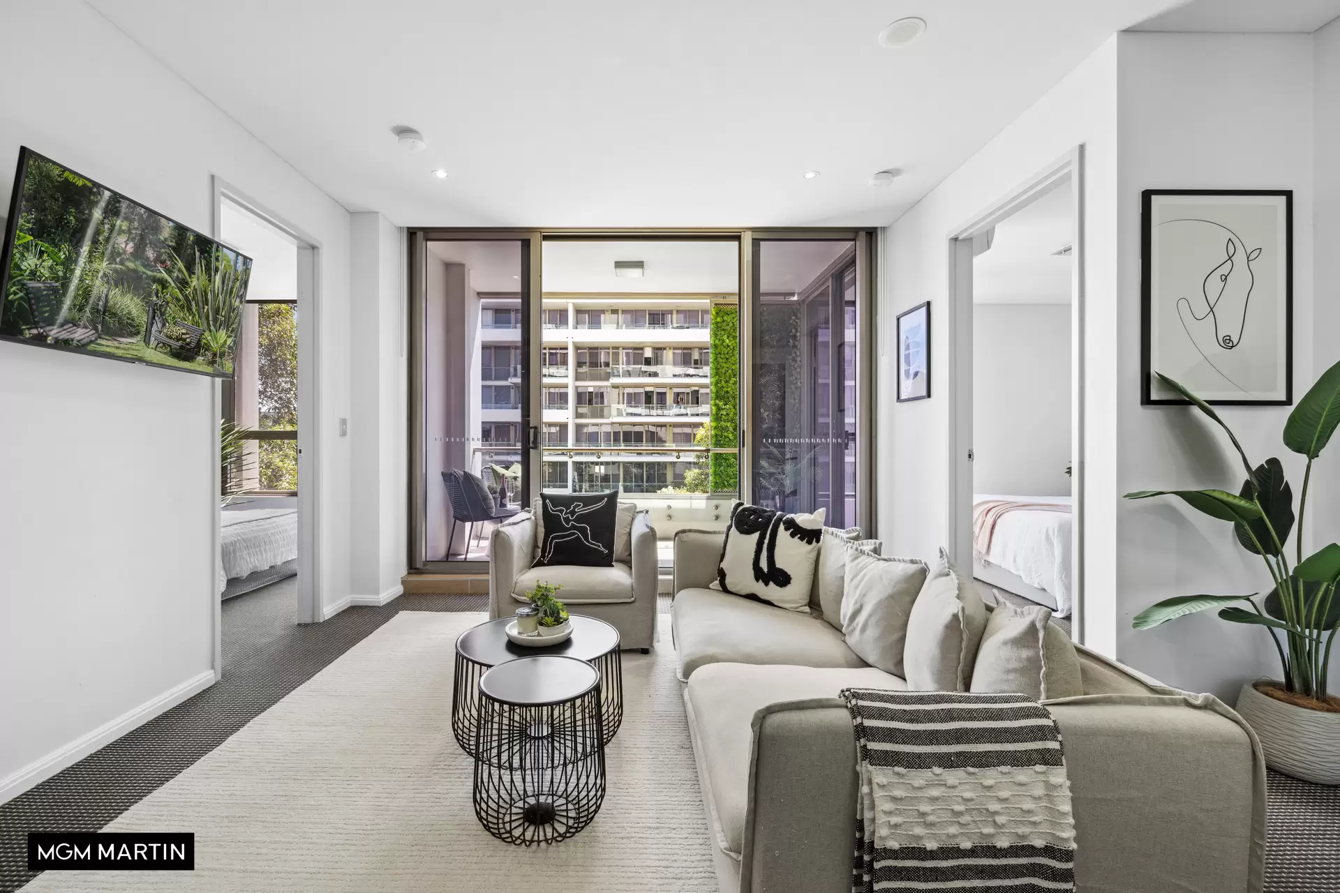 341/12 Victoria Park Parade, Zetland Sold by MGM Martin - image 1