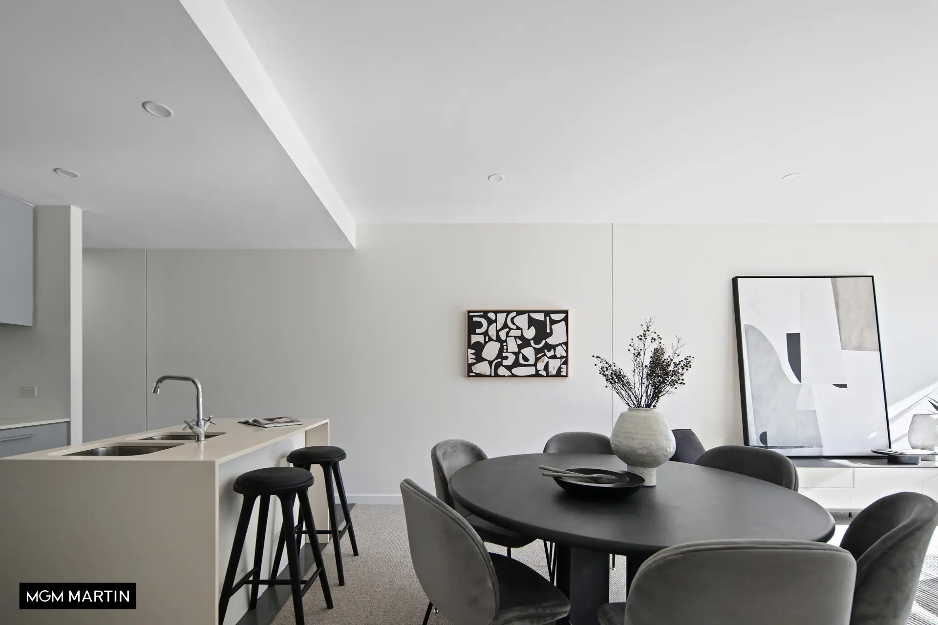 3510/2 Wolseley Grove, Zetland Sold by MGM Martin - image 1