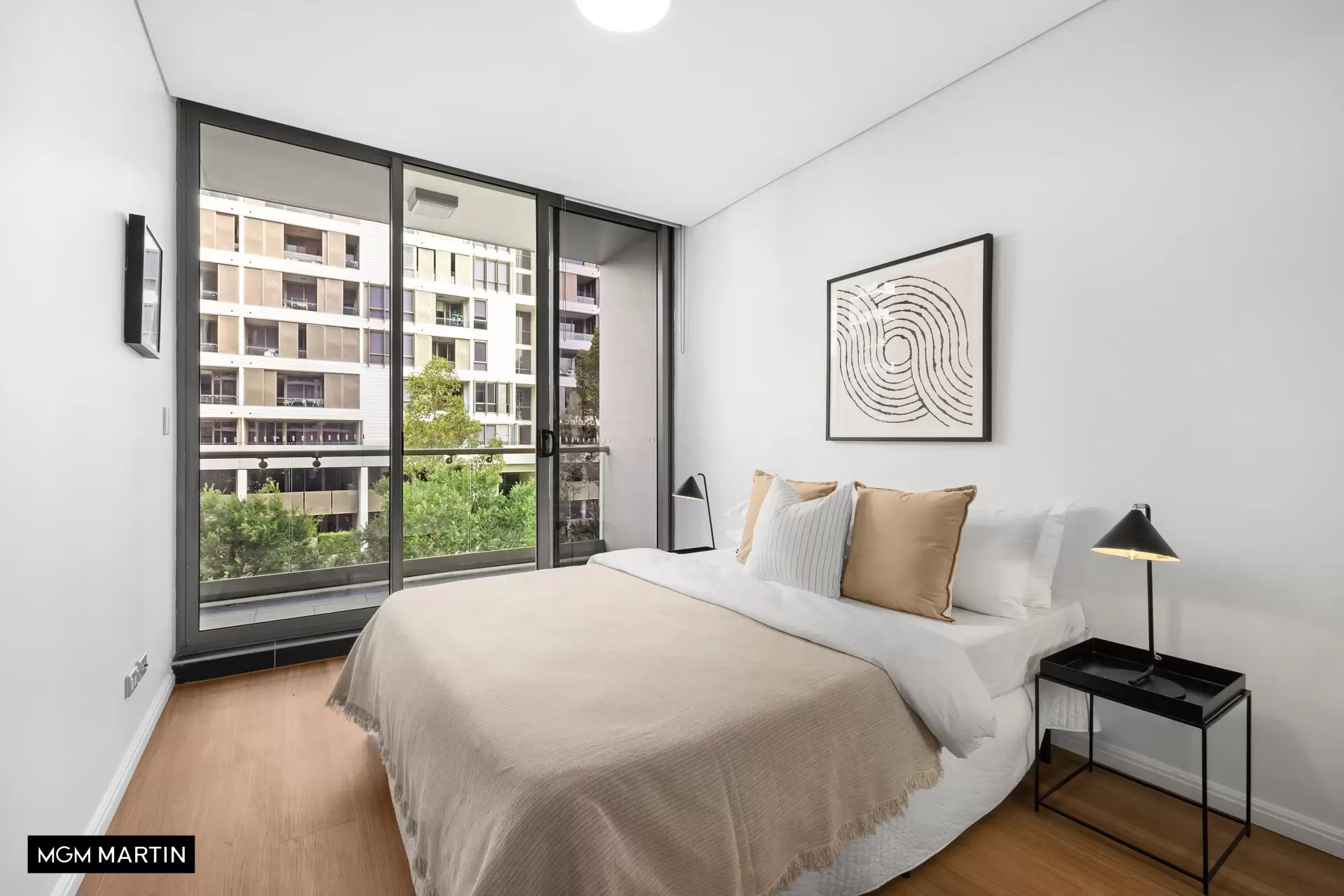 231/11 Victoria Park Parade, Zetland Sold by MGM Martin - image 1