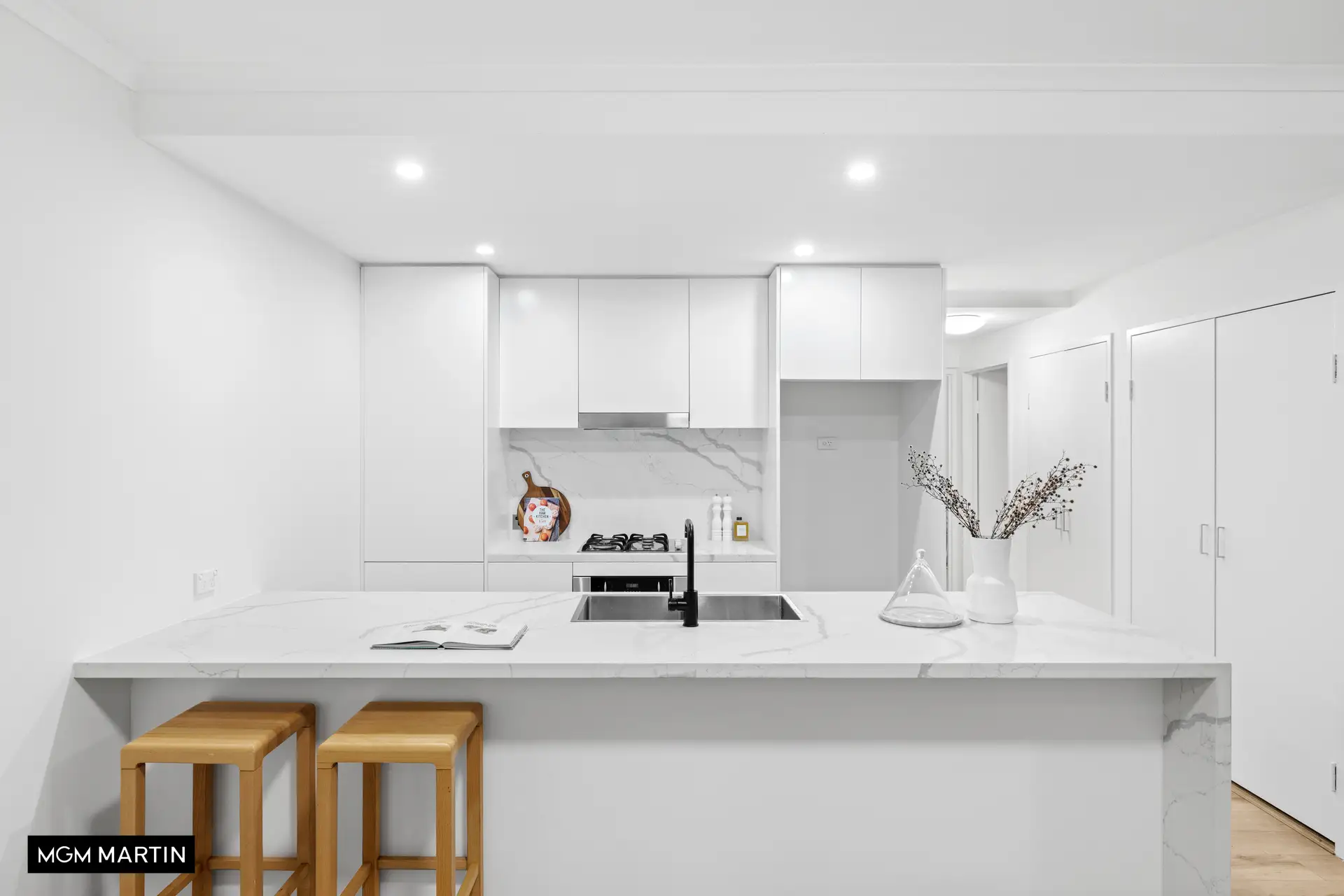 16/2 Hutchinson Walk, Zetland Sold by MGM Martin - image 1