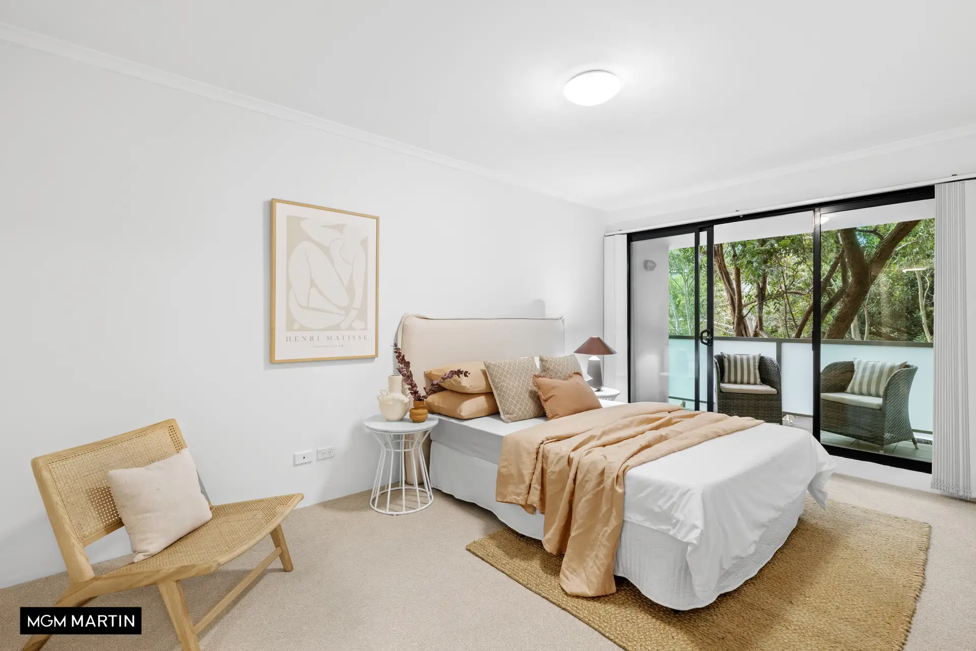 16/2 Hutchinson Walk, Zetland Sold by MGM Martin - image 1