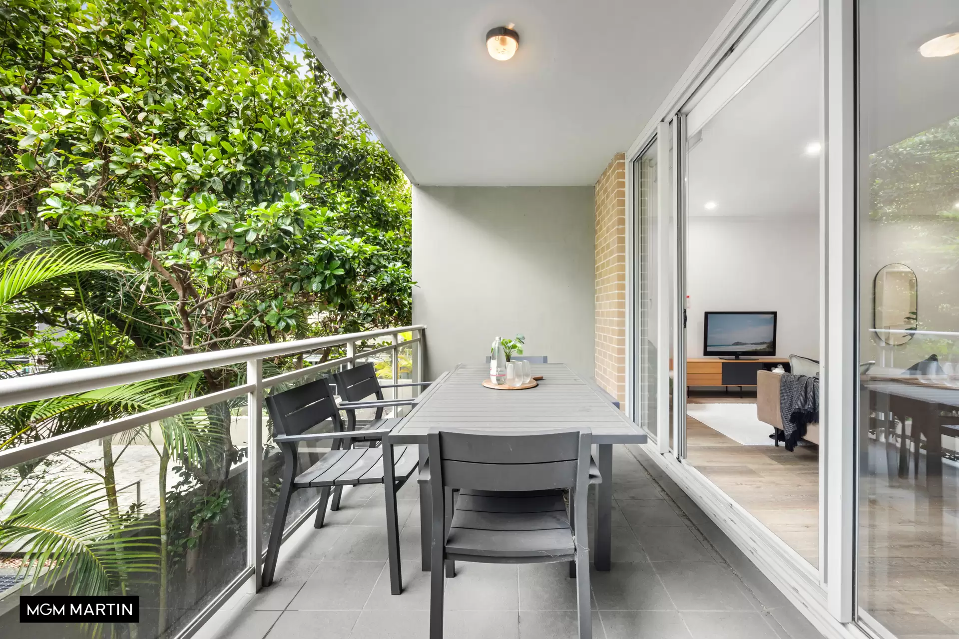 17/4 Gillespie Avenue, Alexandria Sold by MGM Martin - image 1