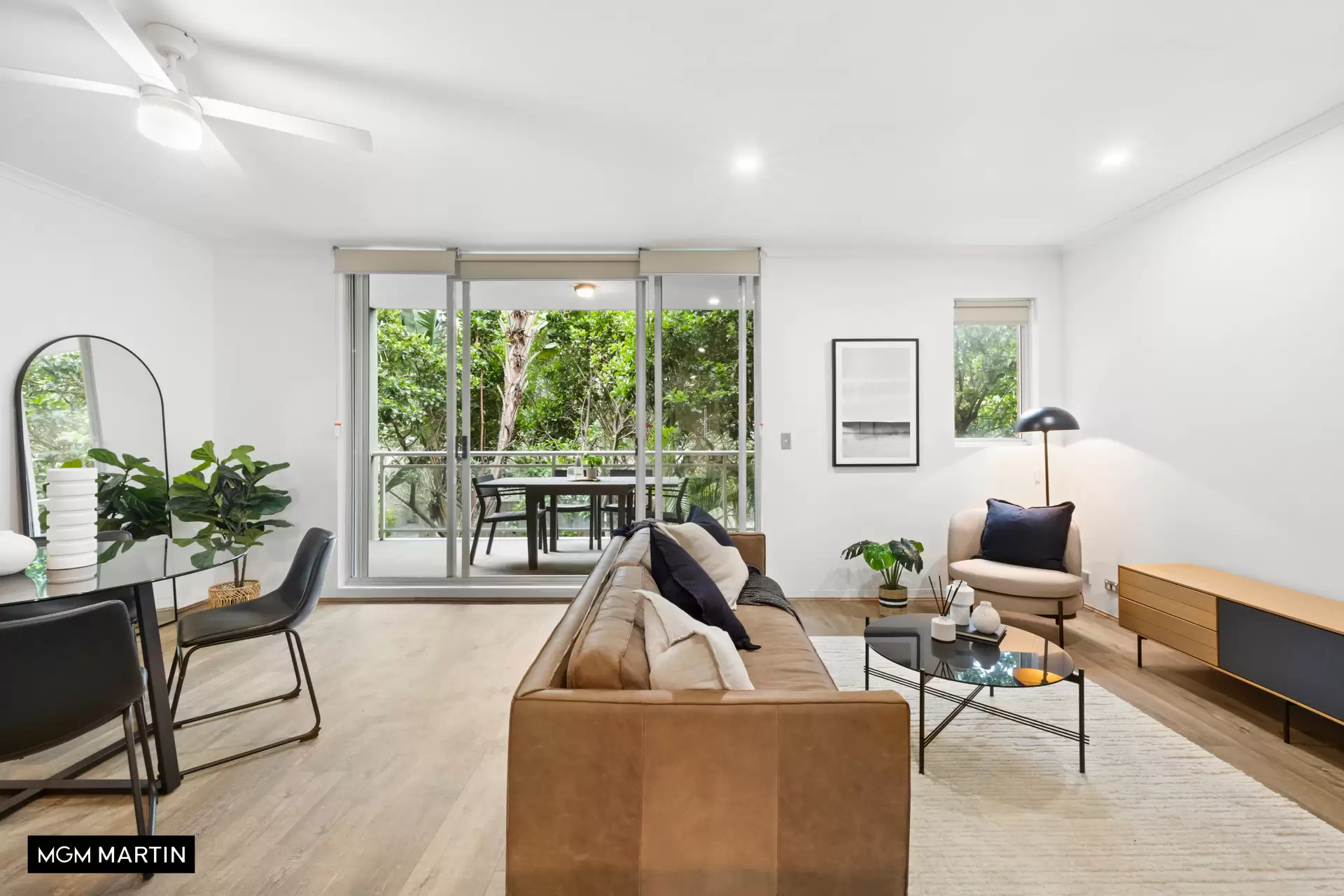 17/4 Gillespie Avenue, Alexandria Sold by MGM Martin - image 1