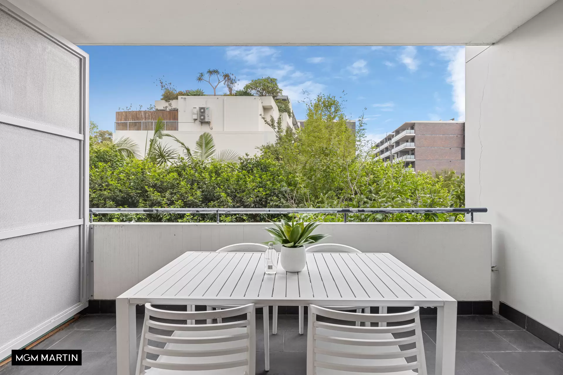 109/2 Allen Street, Waterloo Sold by MGM Martin - image 1
