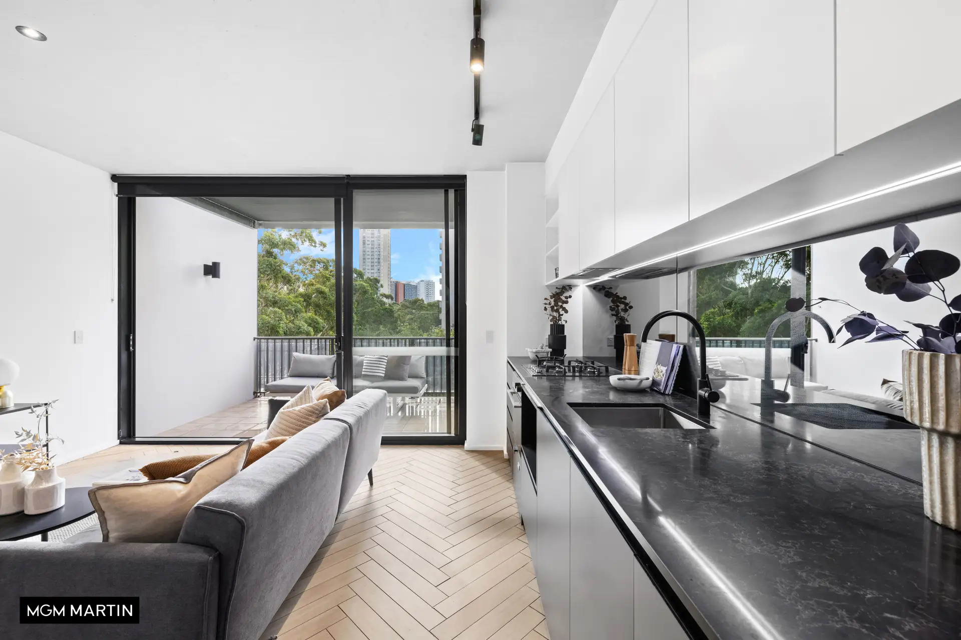 19/291 George Street, Waterloo Sold by MGM Martin - image 1
