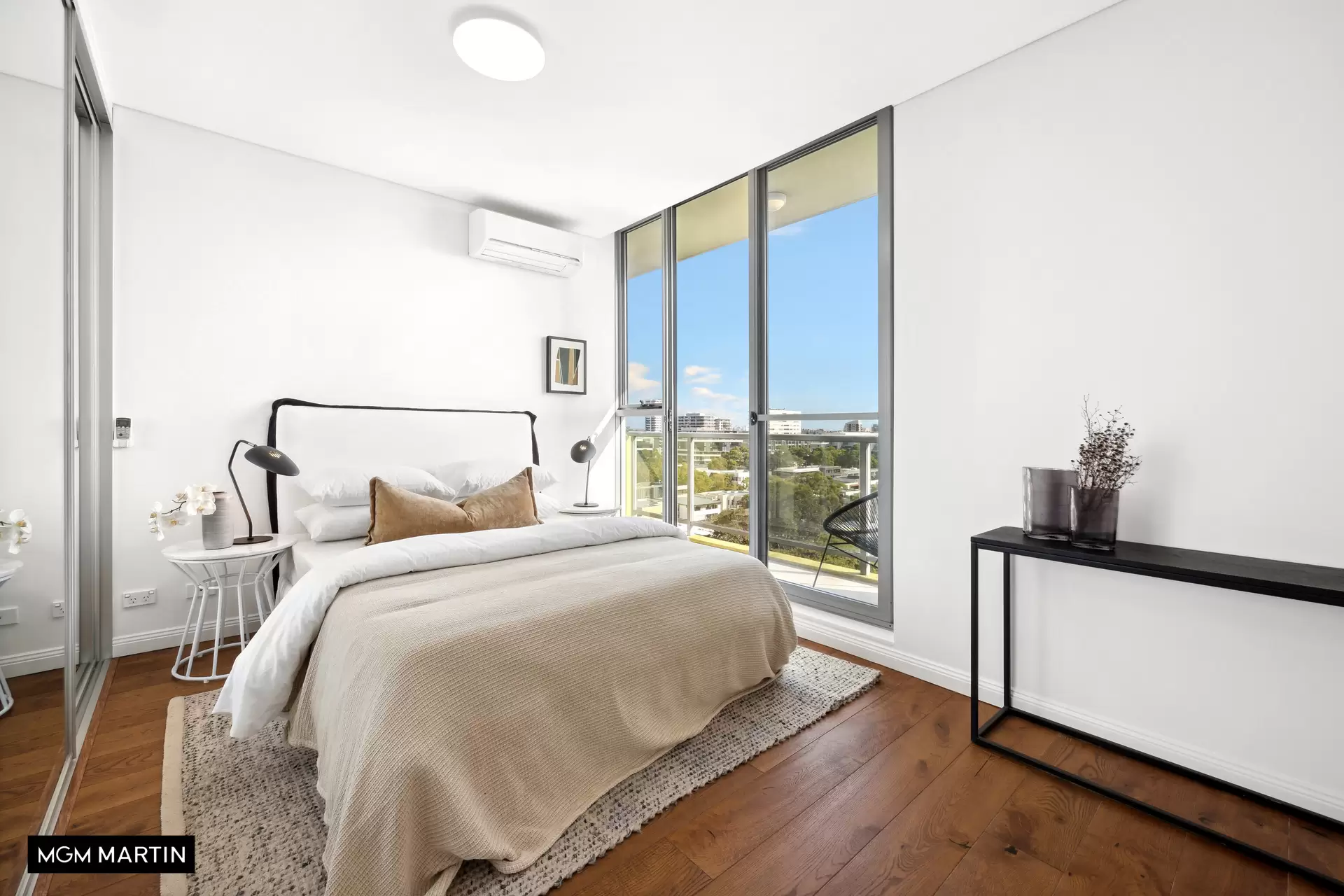 1001/5 O'Dea Avenue, Zetland Sold by MGM Martin - image 1