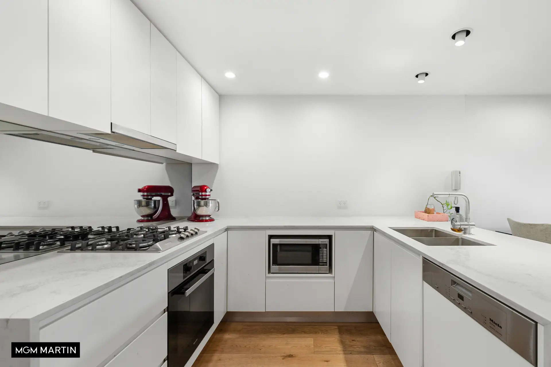 A49/252 Botany Road, Alexandria Sold by MGM Martin - image 1