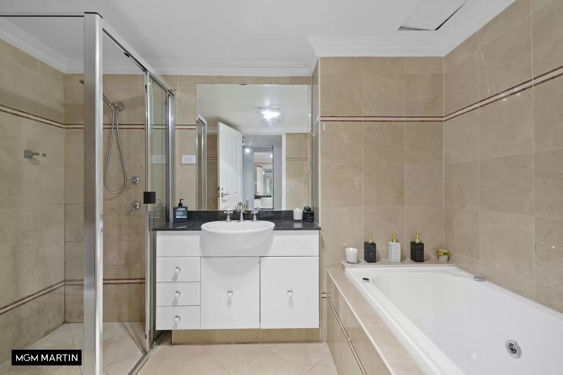 431/83-93 Dalmeny Avenue, Rosebery Sold by MGM Martin - image 1