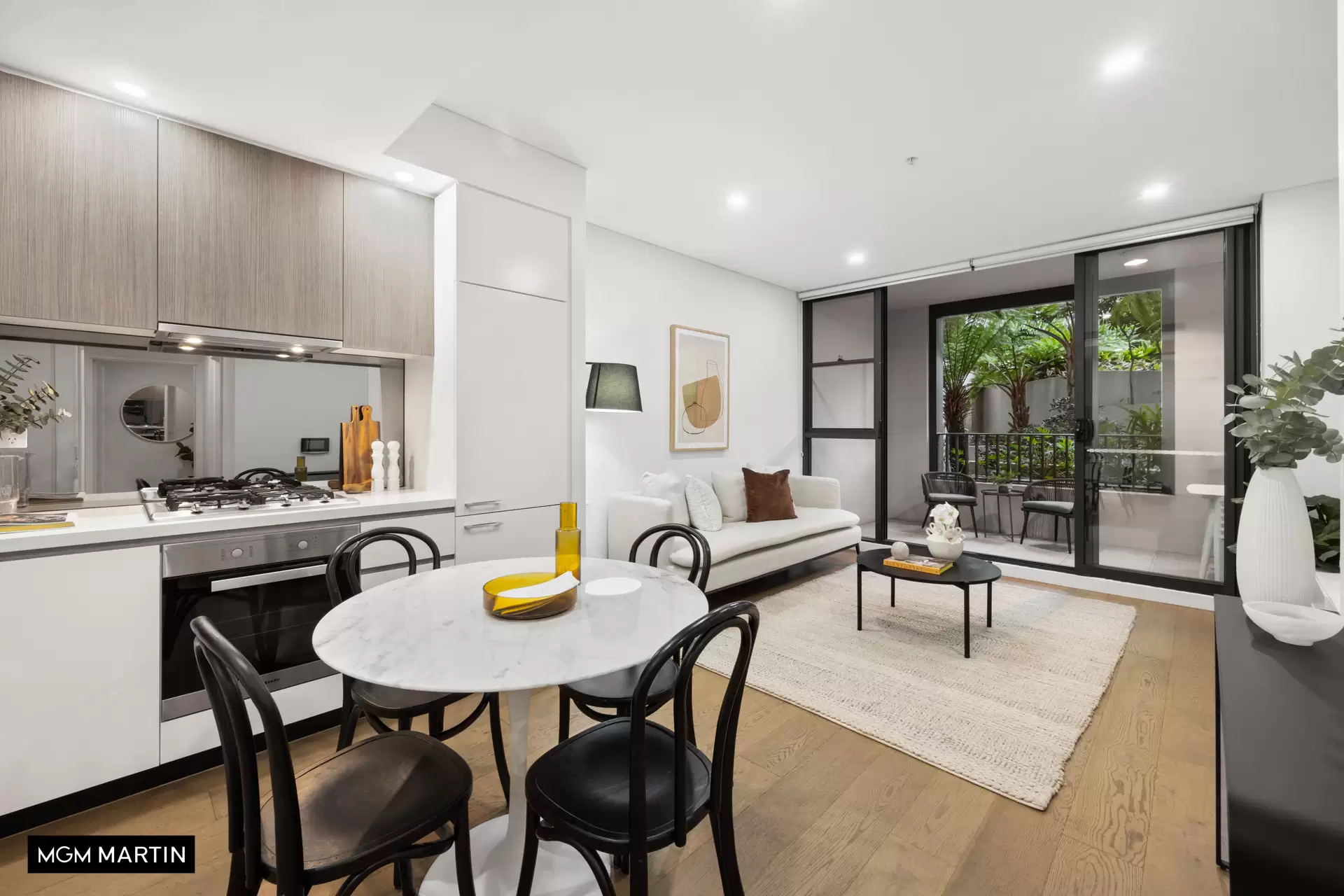 1014/8 Kingsborough Way, Zetland Sold by MGM Martin - image 1
