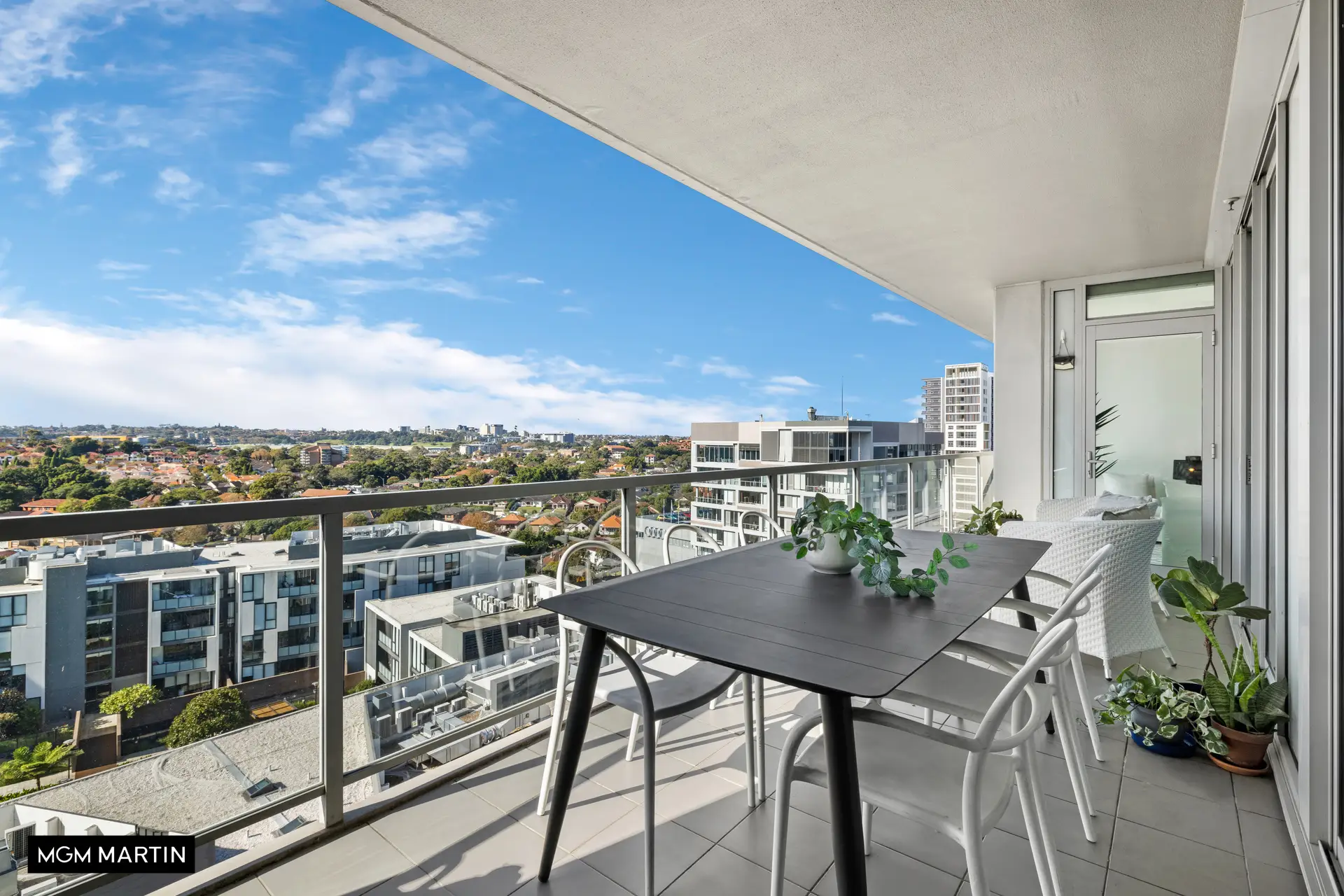 82/22 Gadigal Avenue, Zetland Sold by MGM Martin - image 1