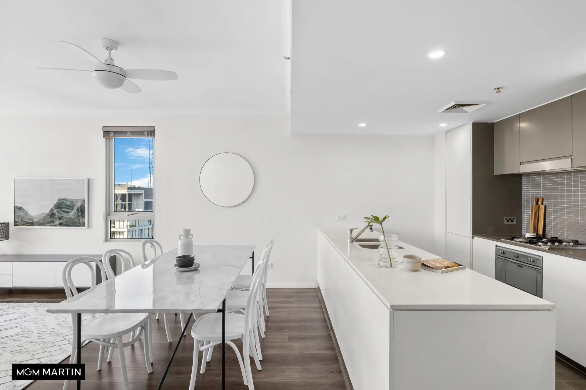 82/22 Gadigal Avenue, Zetland Sold by MGM Martin - image 1