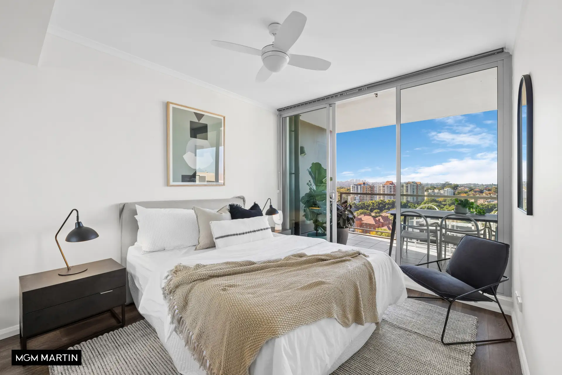 82/22 Gadigal Avenue, Zetland Sold by MGM Martin - image 1
