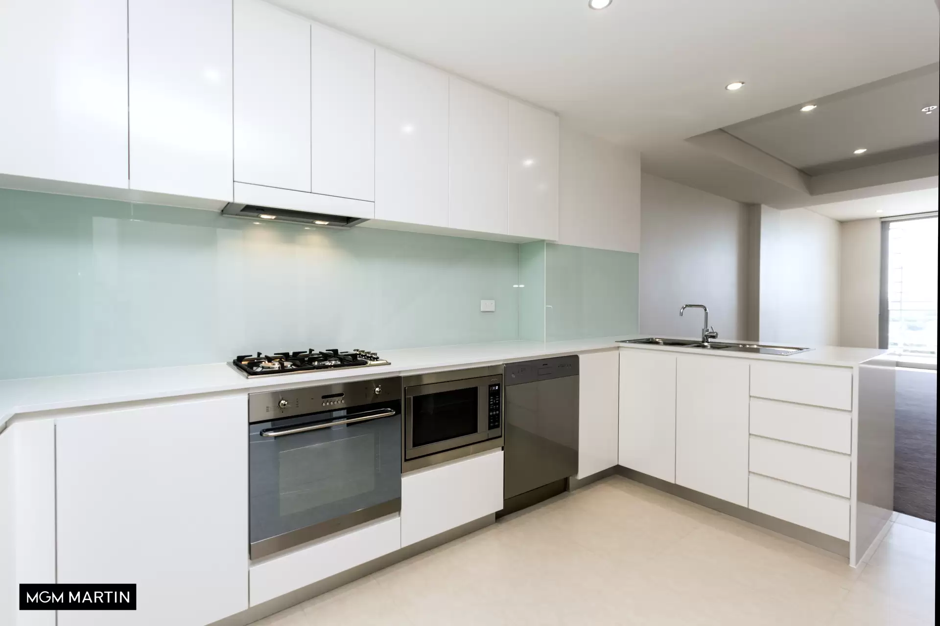 910A/8 Bourke Street, Mascot Leased by MGM Martin - image 1