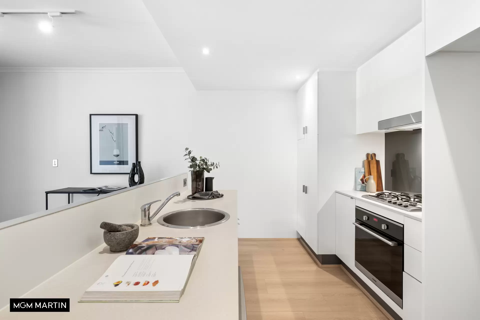 61/5B Victoria Park Parade, Zetland Sold by MGM Martin - image 1