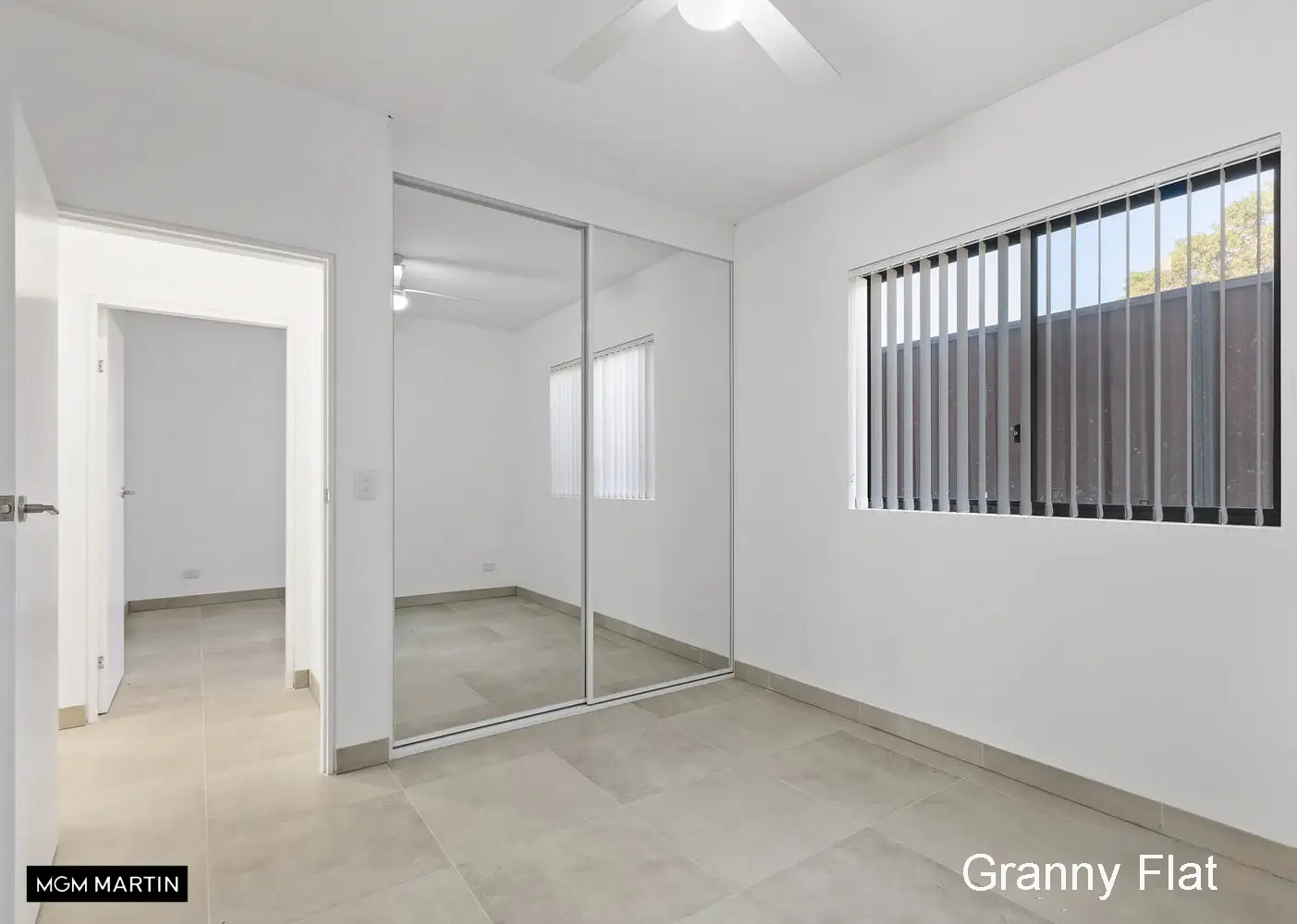 44 King Street, Eastlakes Sold by MGM Martin - image 1