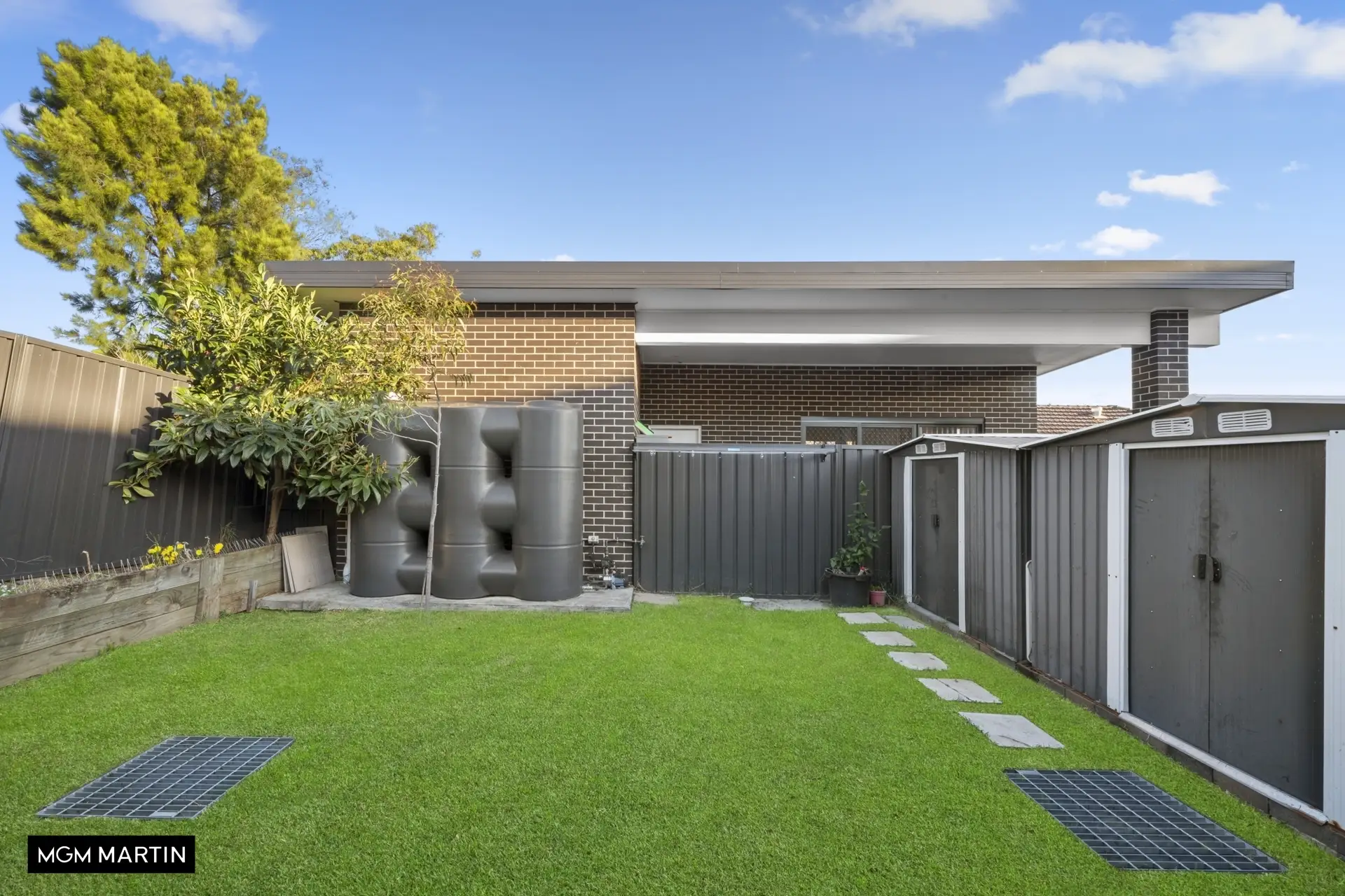 44 King Street, Eastlakes Sold by MGM Martin - image 1