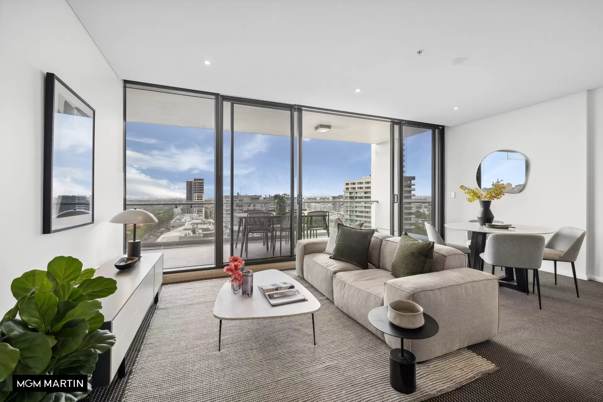 1517/20 Gadigal Avenue, Zetland Sold by MGM Martin - image 1