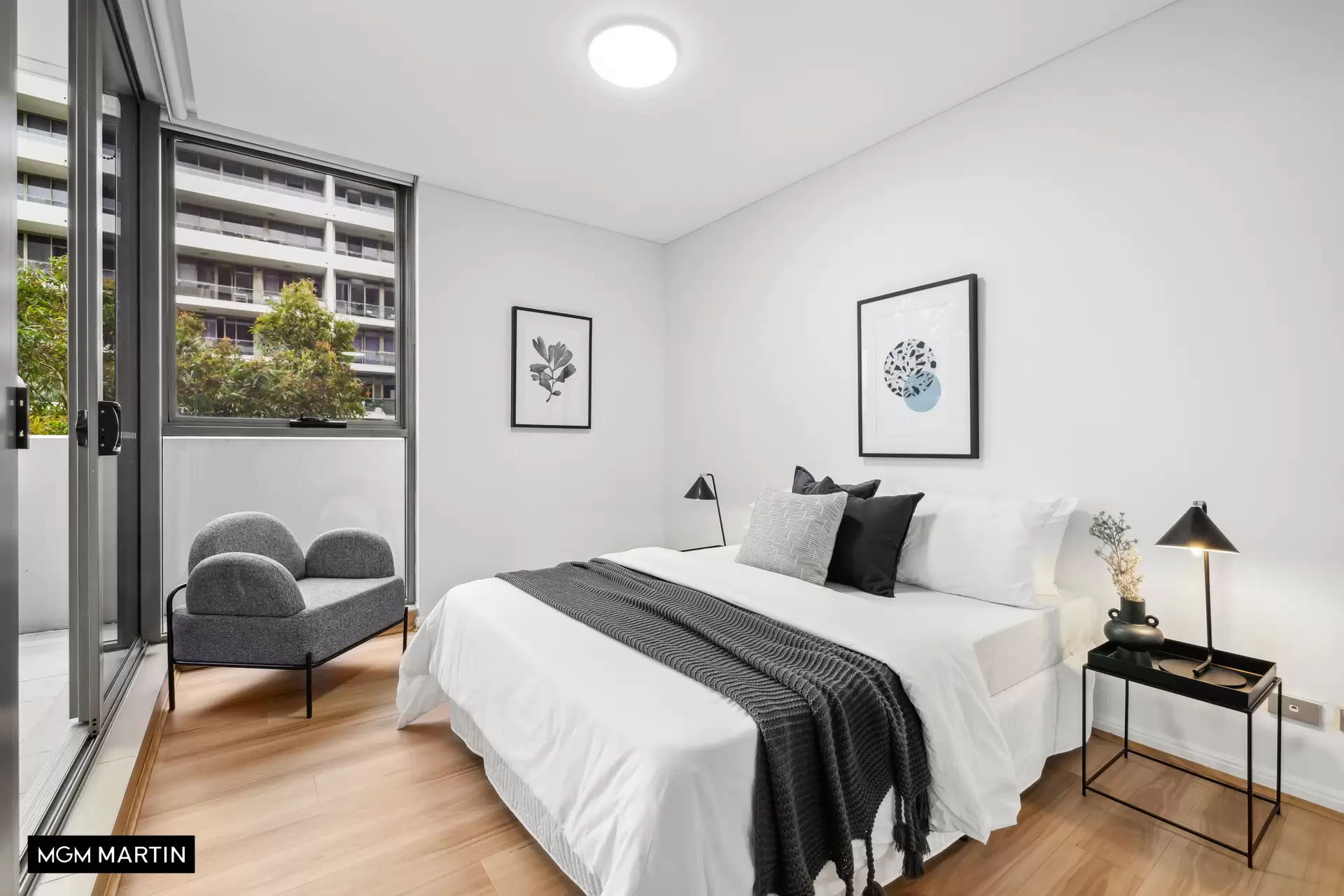 241/12 Victoria Park Parade, Zetland Sold by MGM Martin - image 1