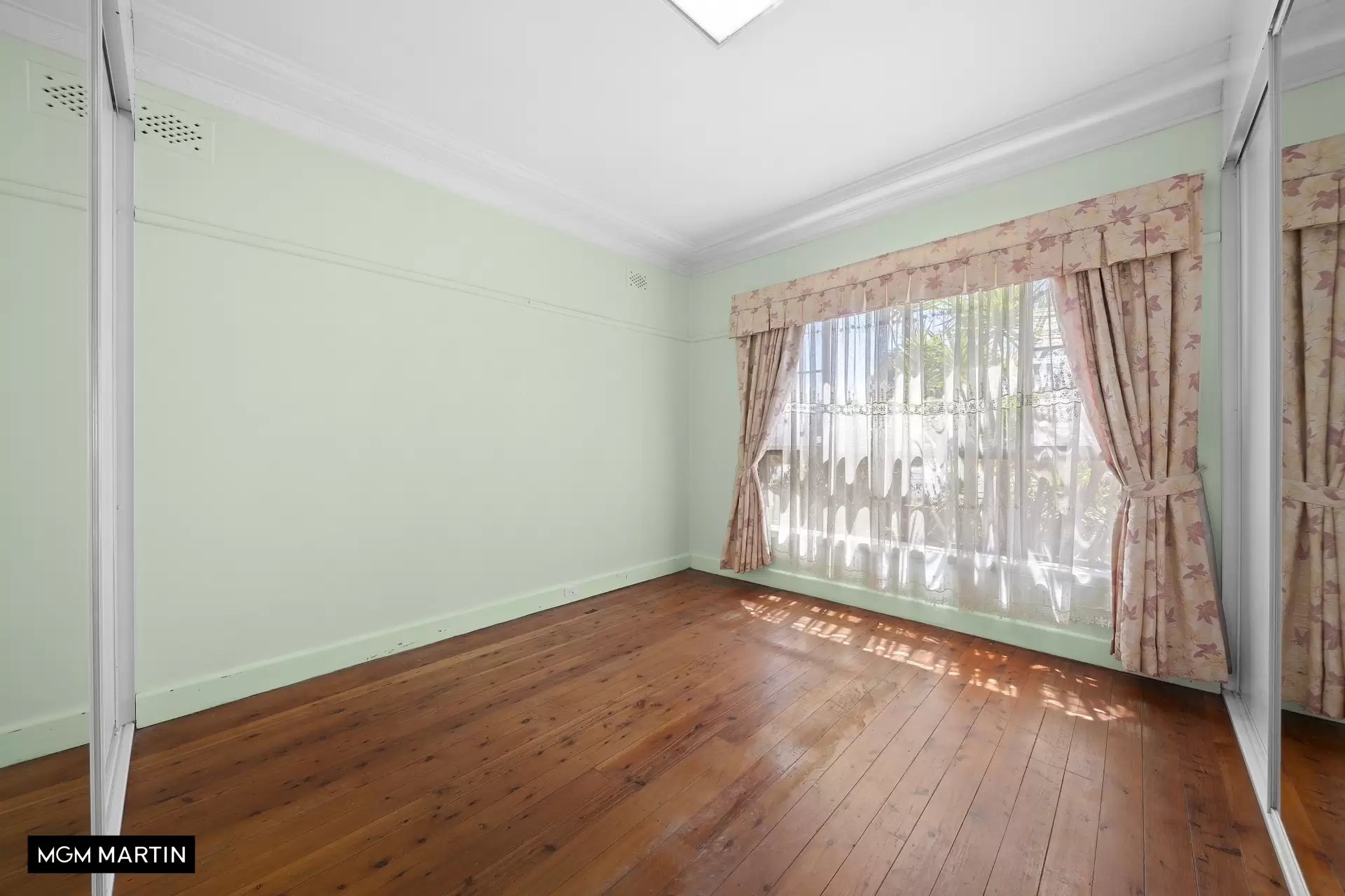 173 Franklin Street, Chifley Sold by MGM Martin - image 1
