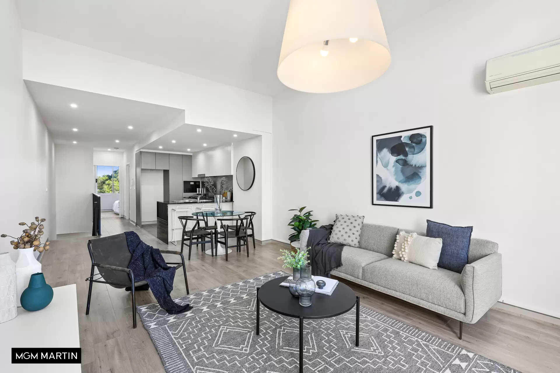 323/5 Queen Street, Rosebery Sold by MGM Martin - image 1