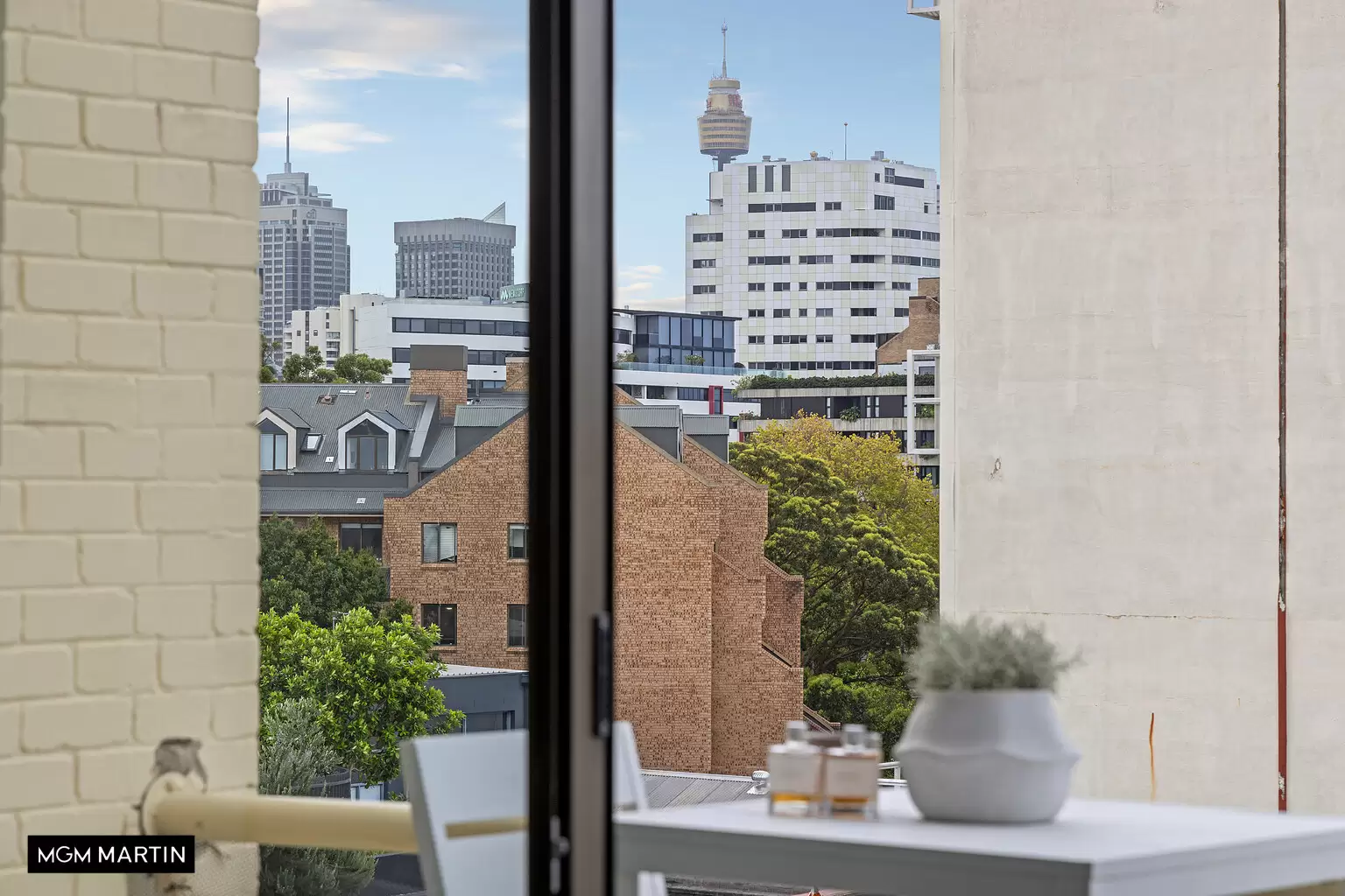 34/471 South Dowling Street, Surry Hills Sold by MGM Martin - image 1