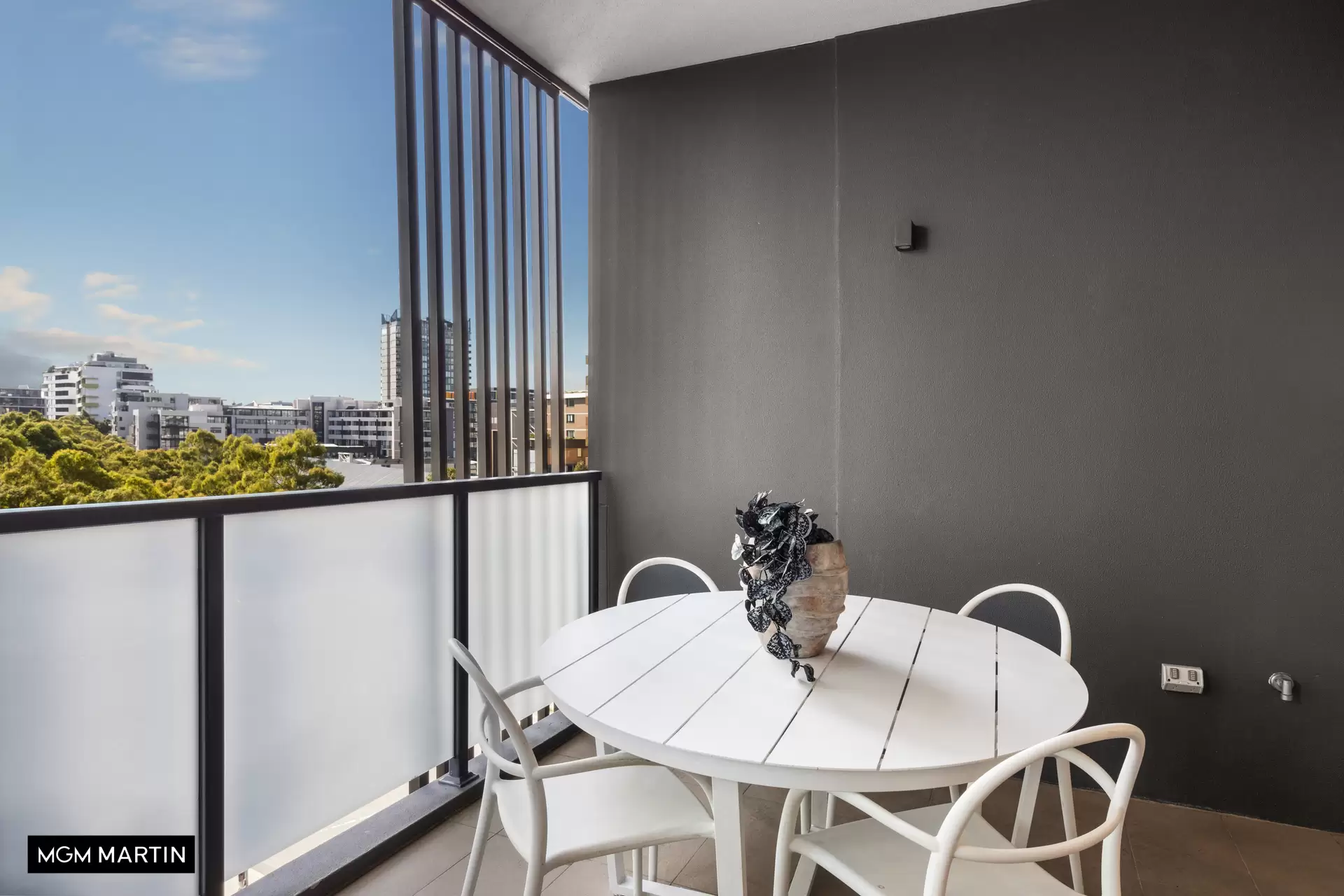 637/2B Defries Avenue, Zetland Sold by MGM Martin - image 1
