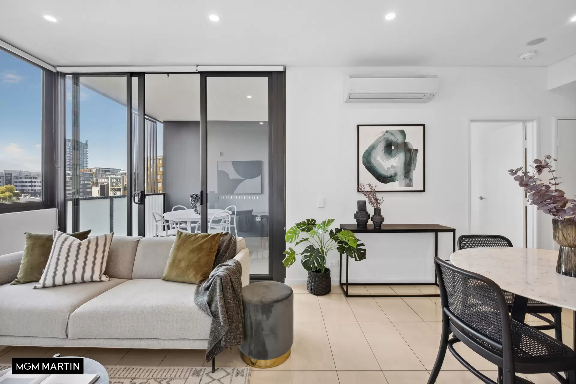 637/2B Defries Avenue, Zetland Sold by MGM Martin - image 1
