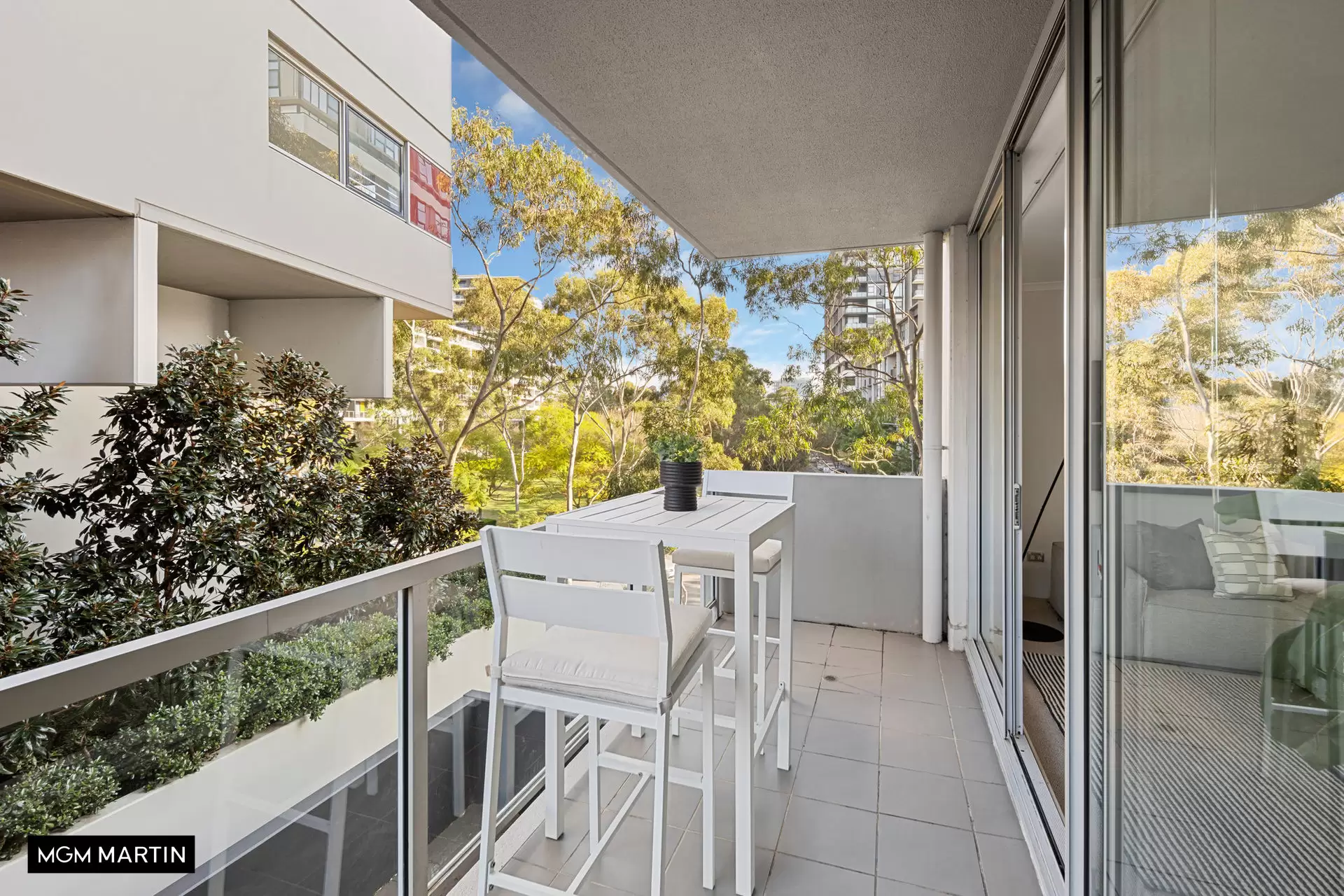 23/2 Hutchinson Walk, Zetland Leased by MGM Martin - image 1