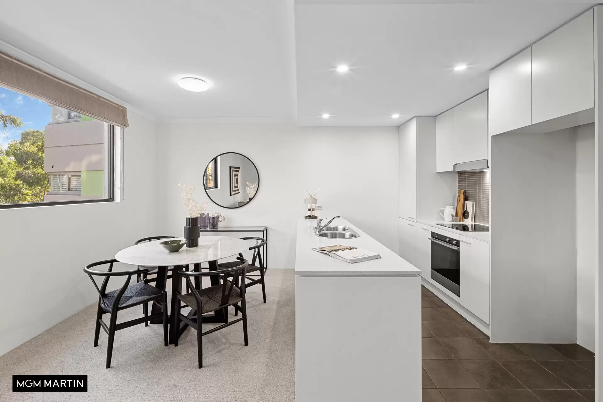 23/2 Hutchinson Walk, Zetland Leased by MGM Martin - image 1