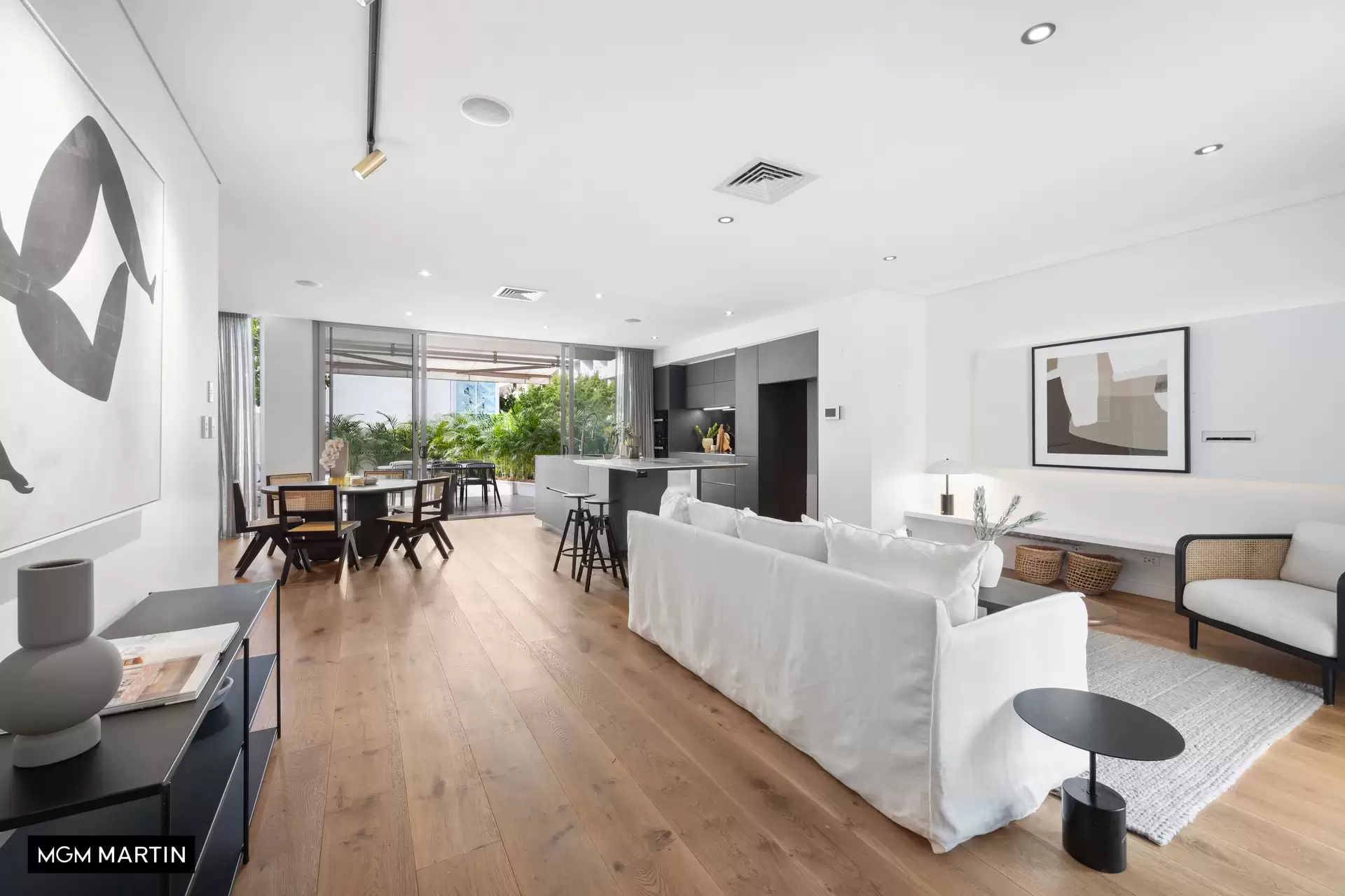 4G Wolseley Grove, Zetland Sold by MGM Martin - image 1