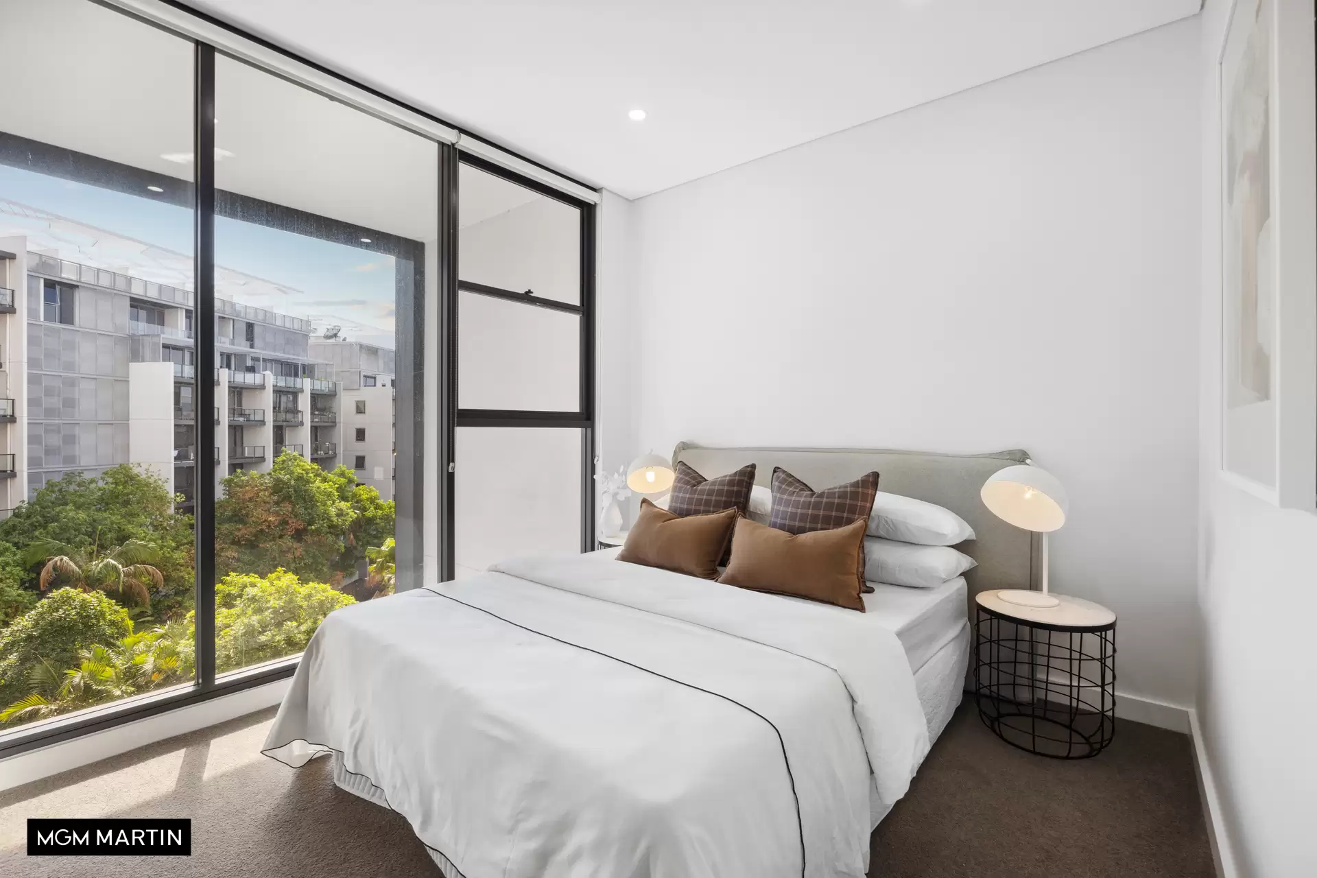 1417/8 Kingsborough Way, Zetland Sold by MGM Martin - image 1