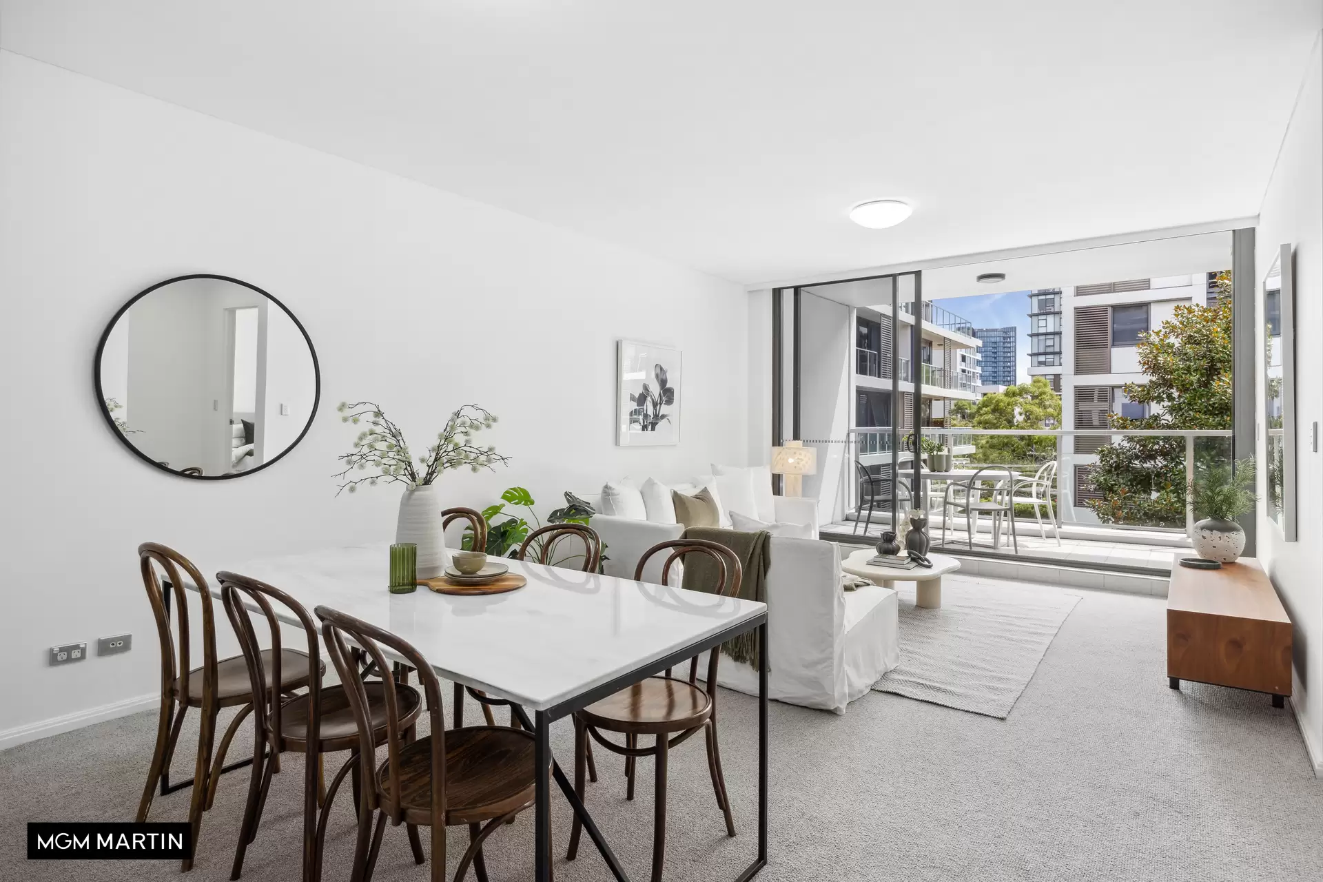532/7 Defries Avenue, Zetland Sold by MGM Martin - image 1